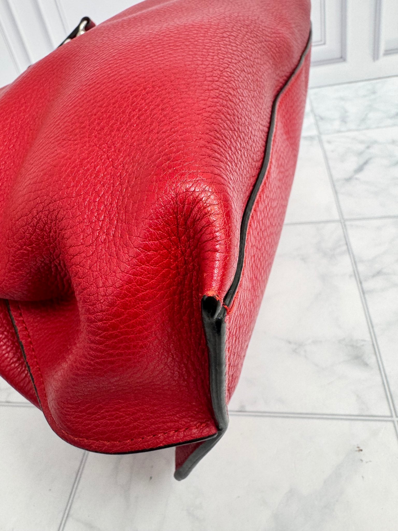 Gucci Red Grained Leather Daily Bamboo Medium 2Way Bag
