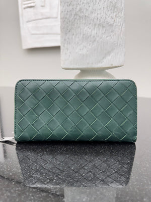 Bottega Veneta Green Intrecciato Leather Zippy Wallet