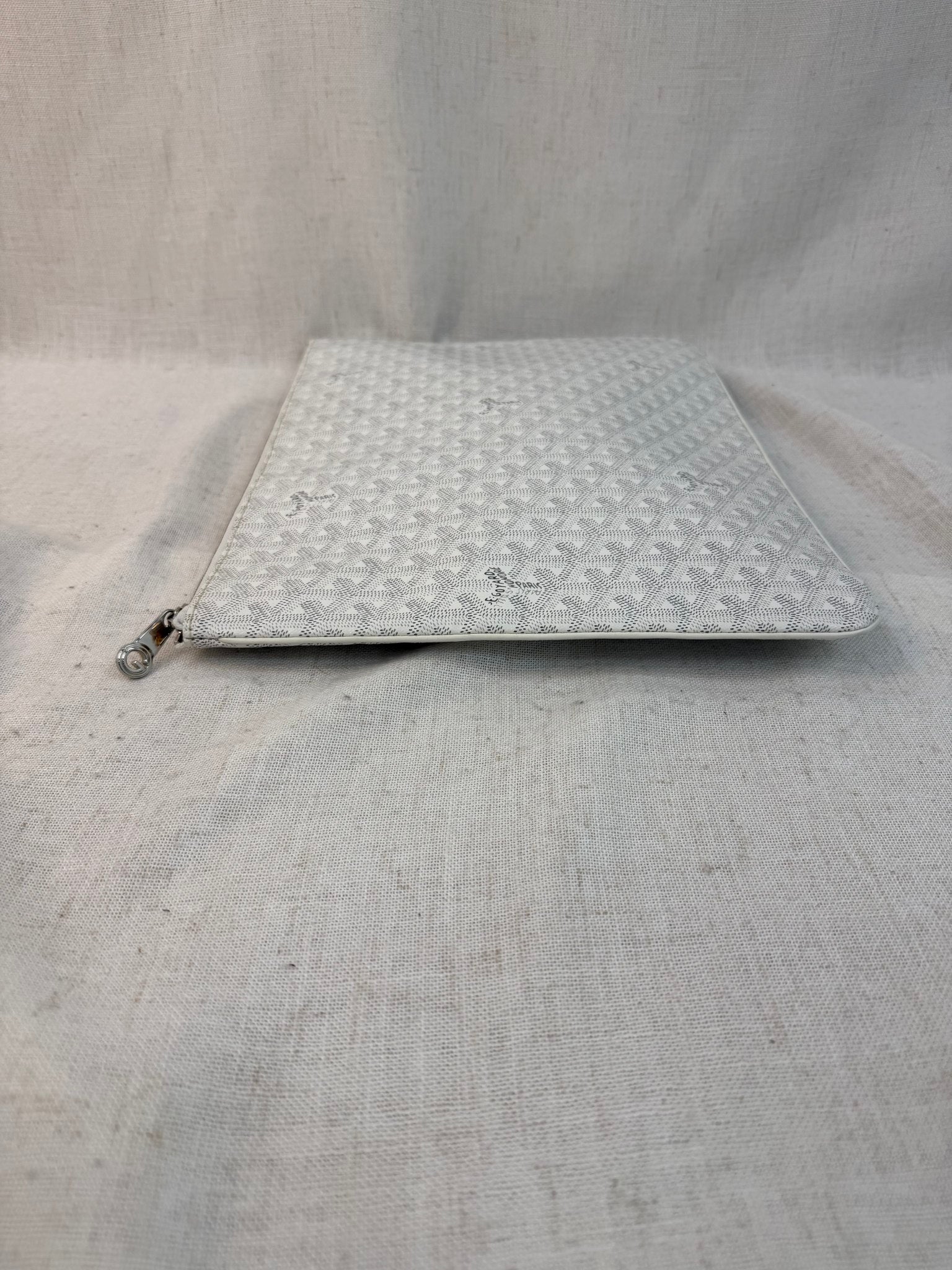 Goyard White Leather Goyardine Senat GM Pouch