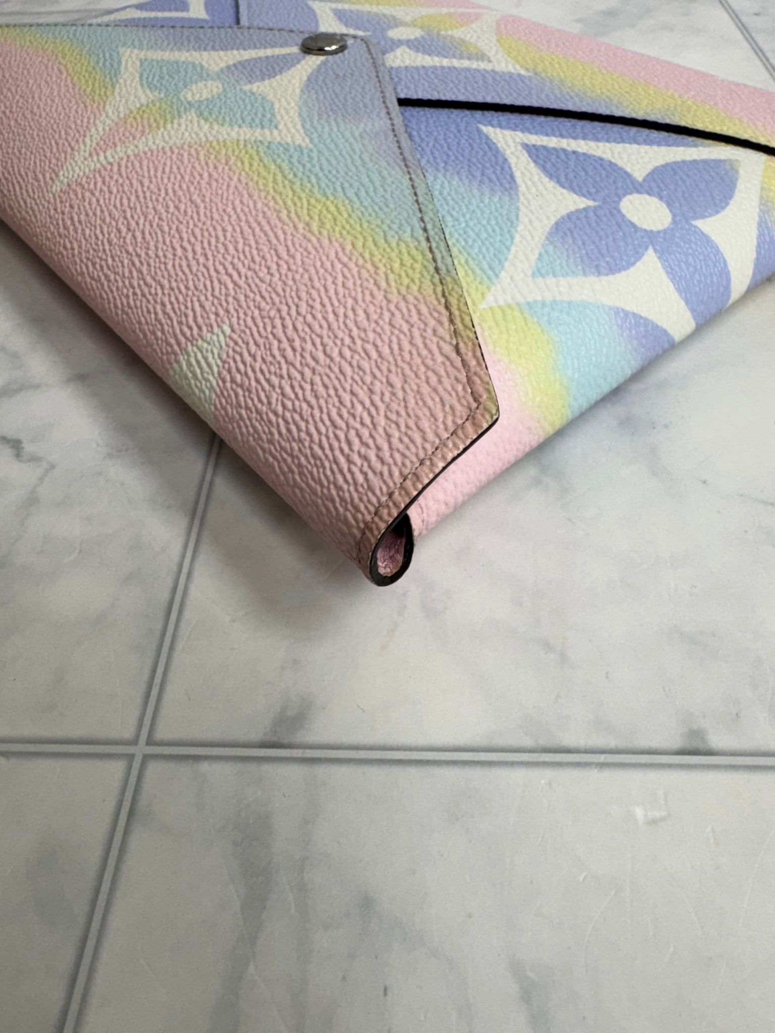 Louis Vuitton Pink Monogram Escale Large Kirigami Pochette