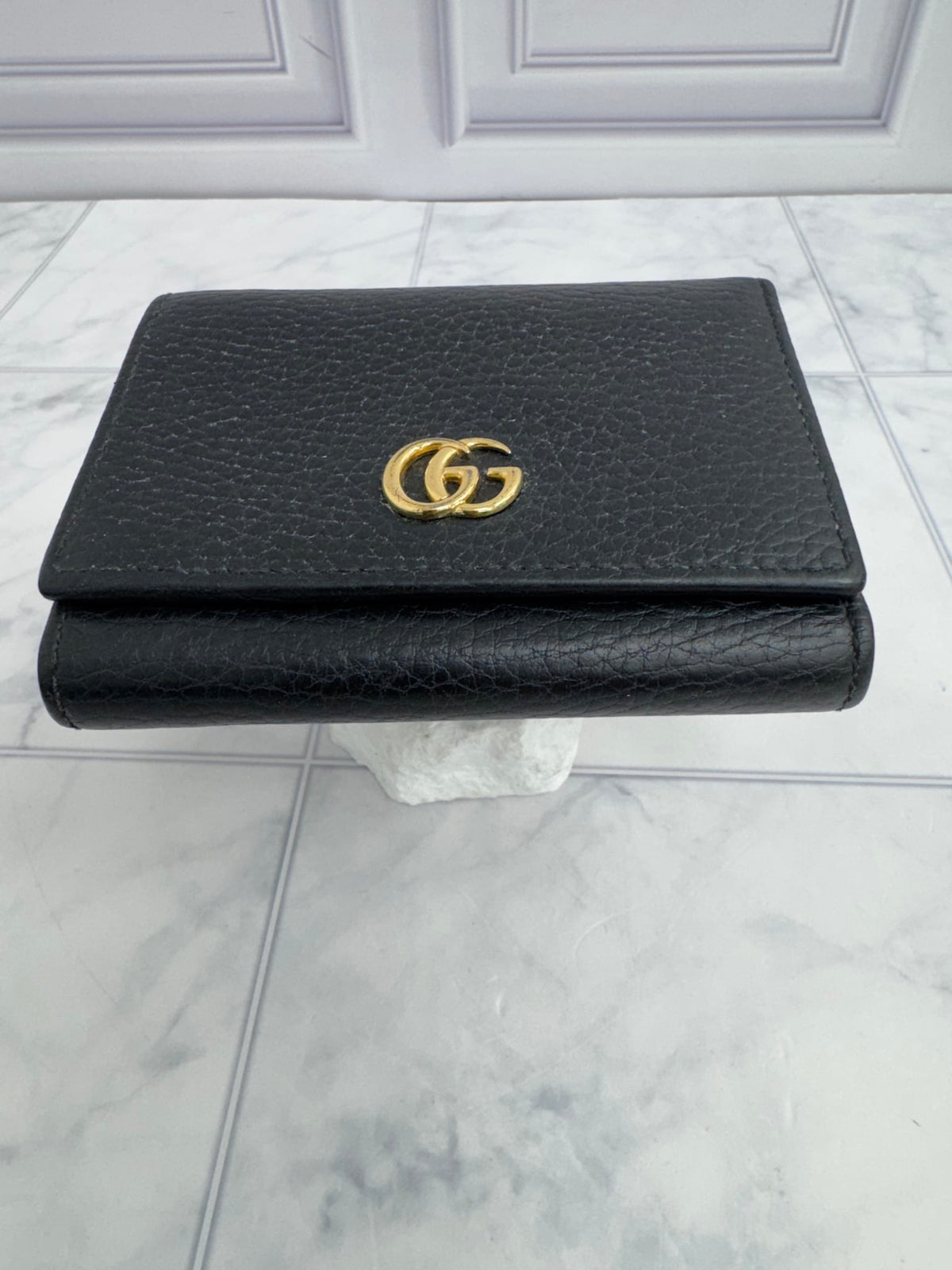 Gucci Black Grained Leather Compact Wallet