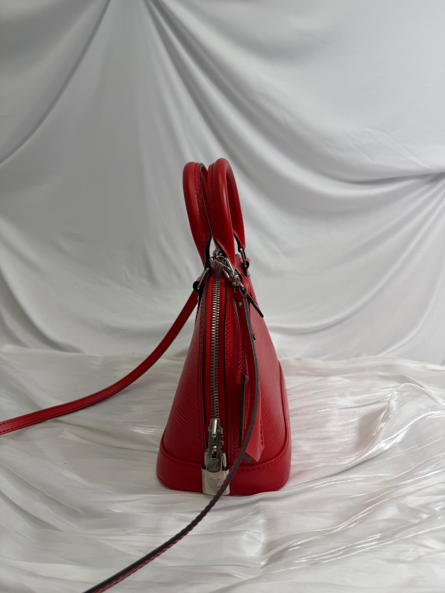 Louis Vuitton Red Epi Alma BB