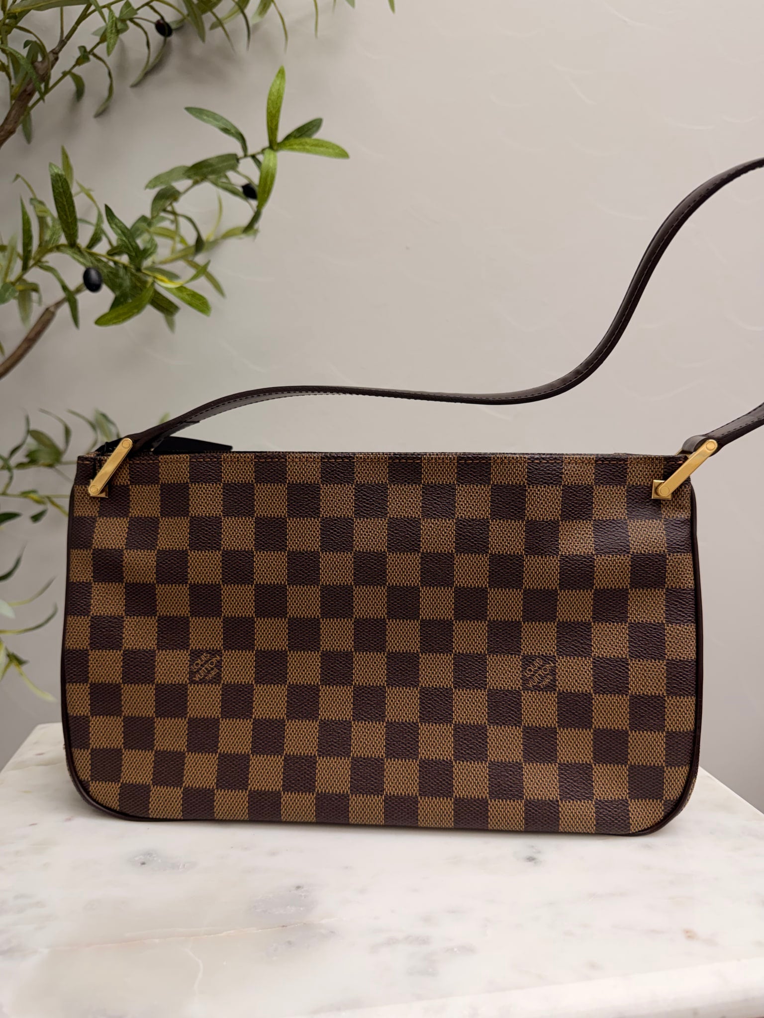 Louis Vuitton Damier Ebene Aubagne Shoulder Bag
