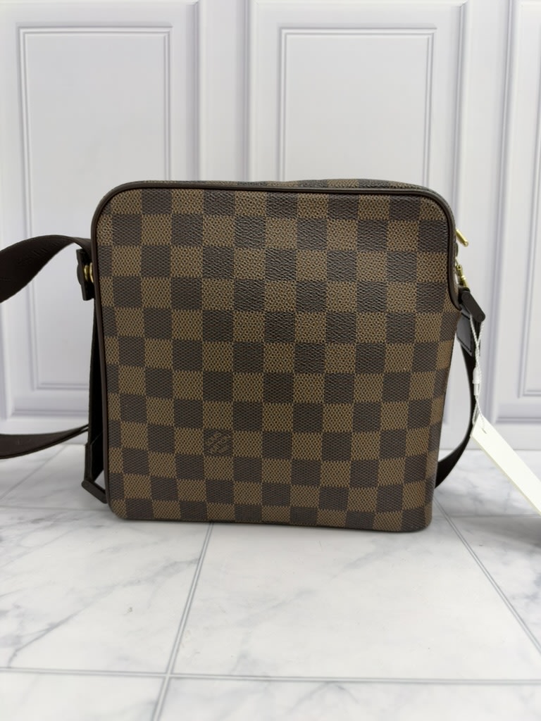 Louis Vuitton Damier Ebene Olav PM