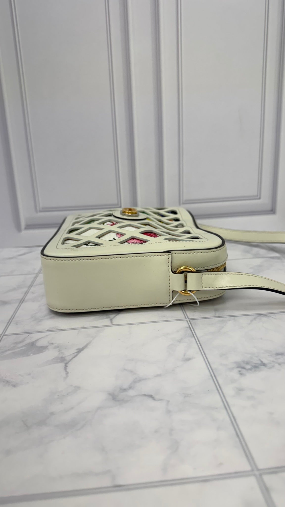 Gucci Cream Leather Flora Infinity Cutout Shoulder Bag 
