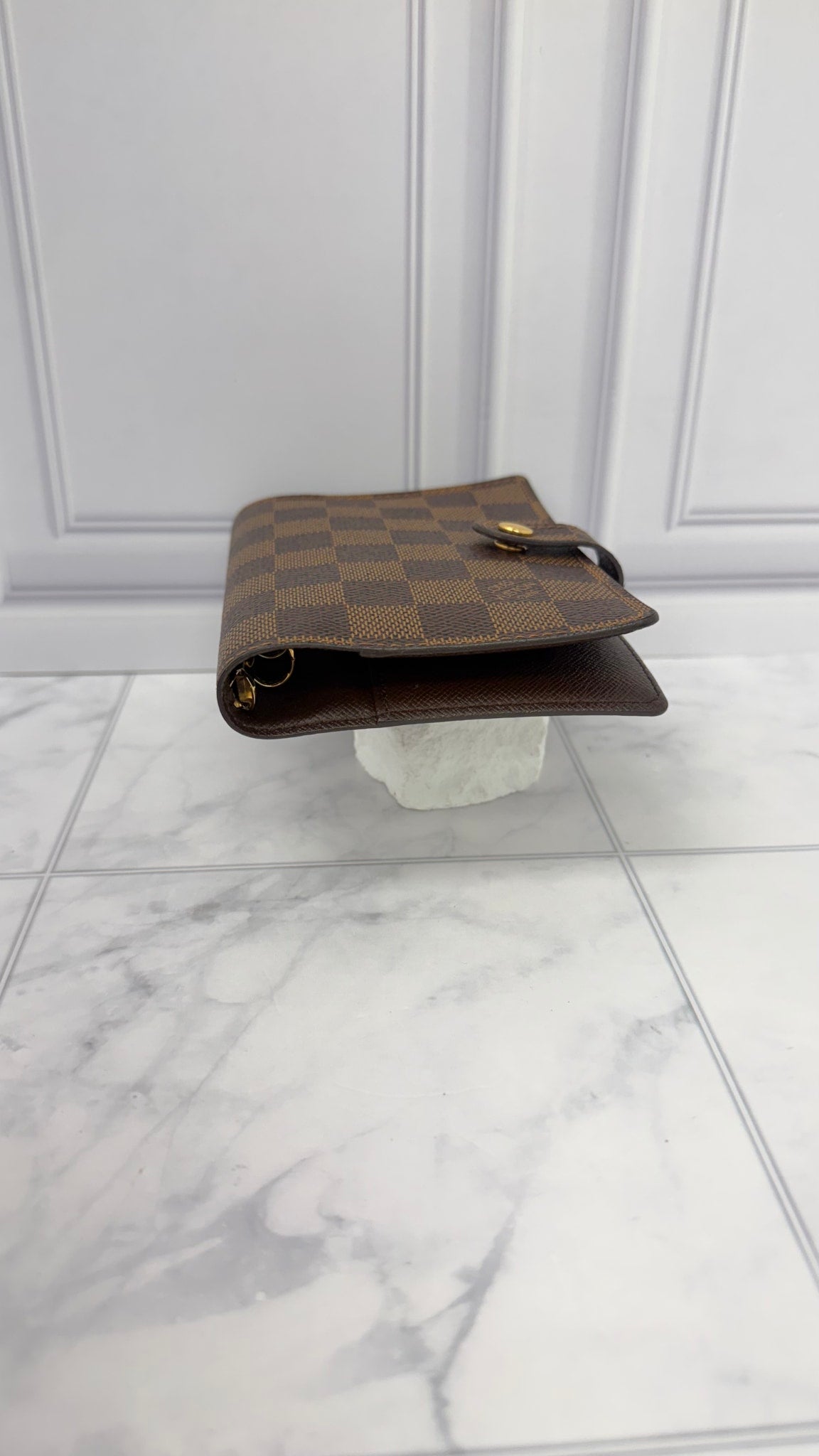 LIKE NEW - Louis Vuitton Damier Ebene Passport Agenda PM