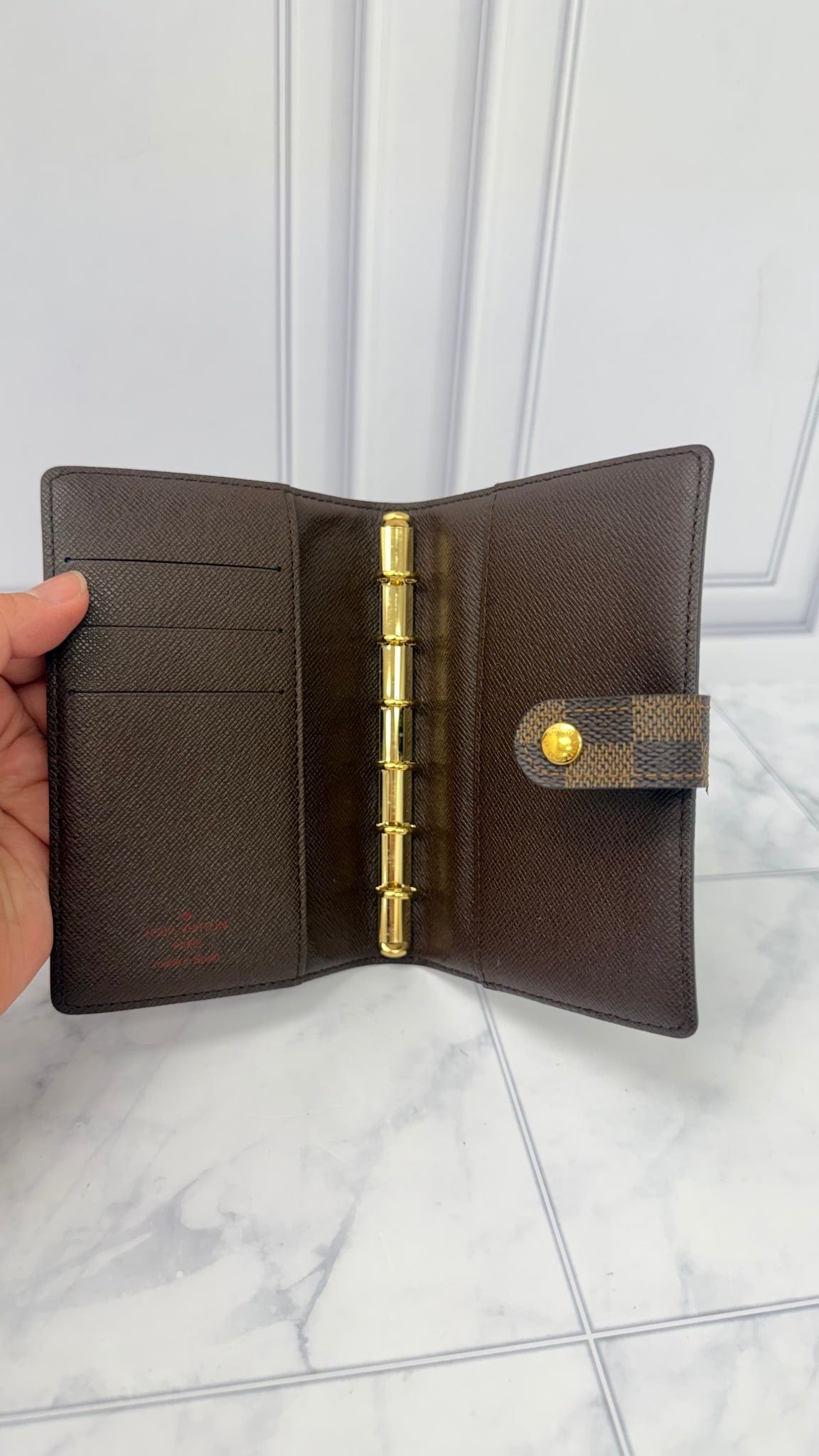 LIKE NEW - Louis Vuitton Damier Ebene Passport Agenda PM