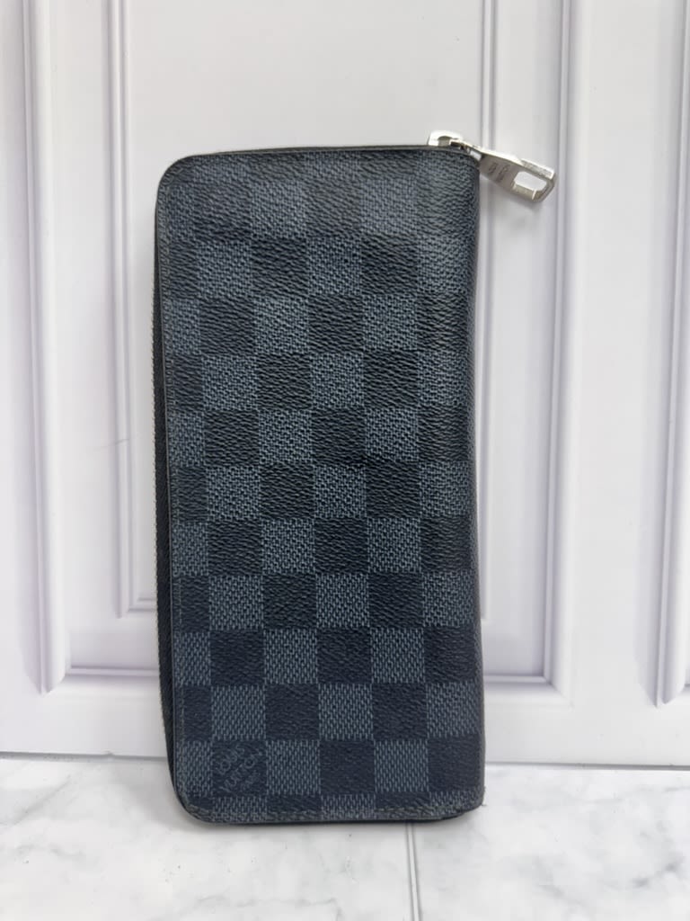 Louis Vuitton Damier Cobalt Zippy Wallet