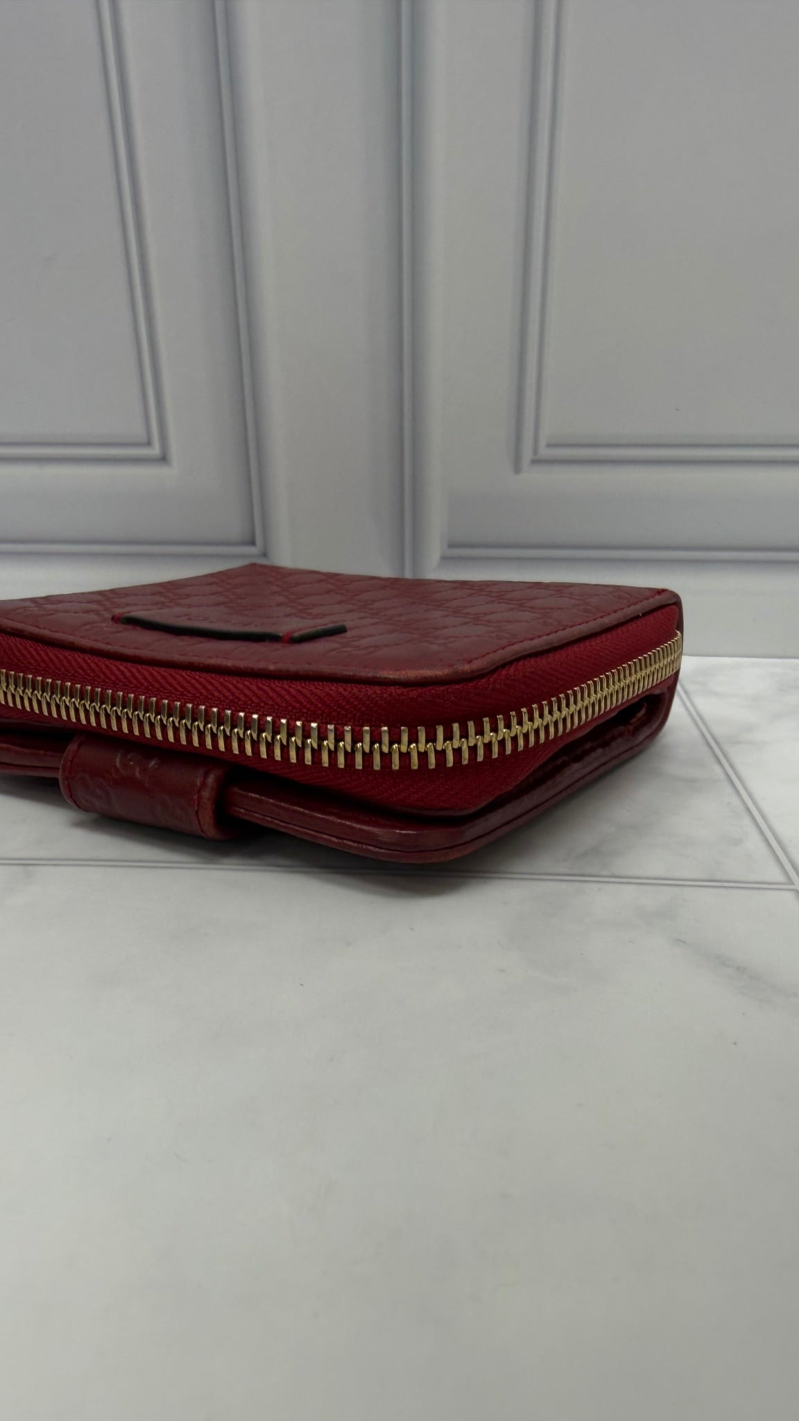 Gucci Red Microguccissima Bifold Compact Zippy Wallet 
