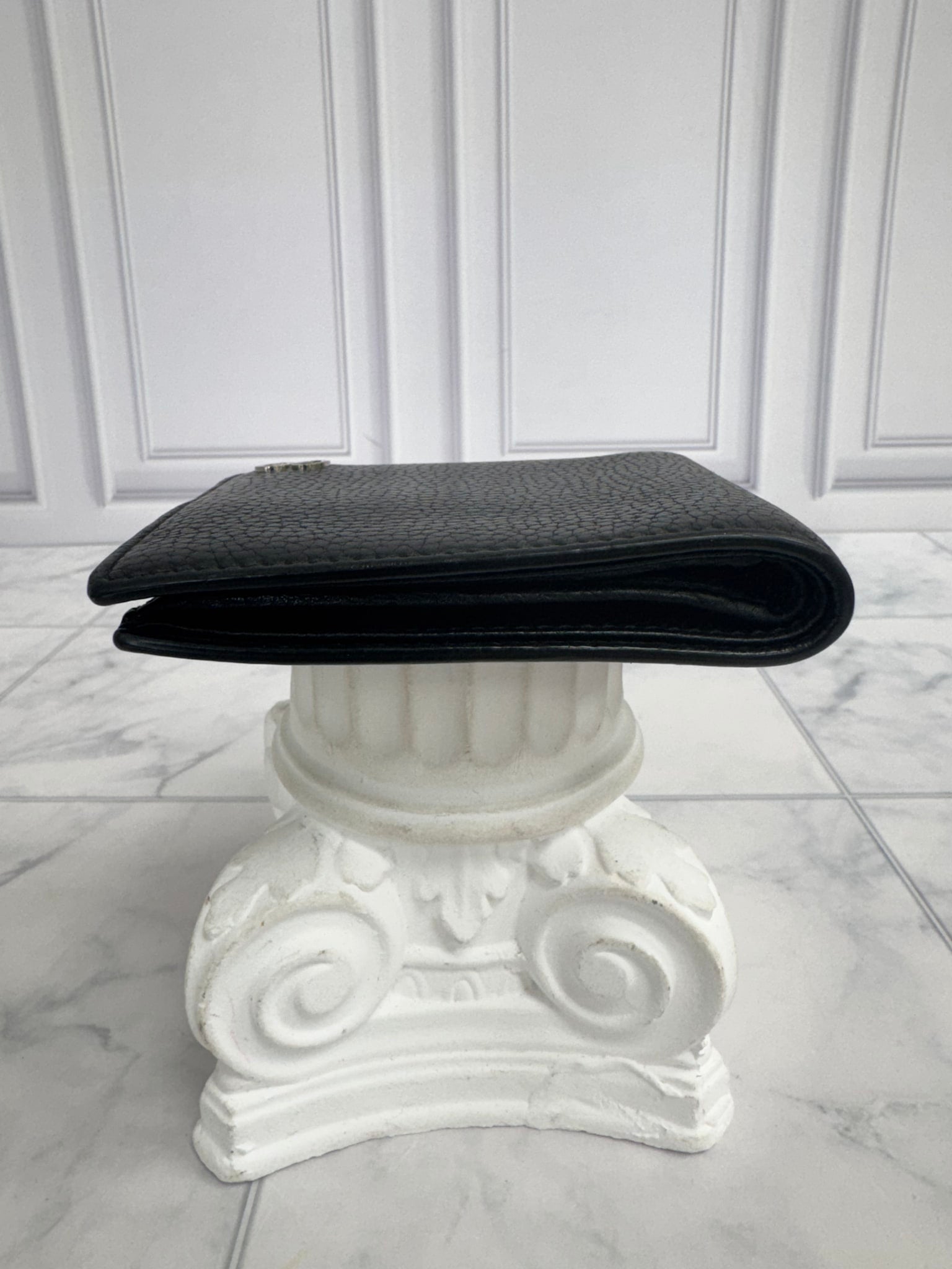 Gucci Black Grained Leather Bifold Wallet