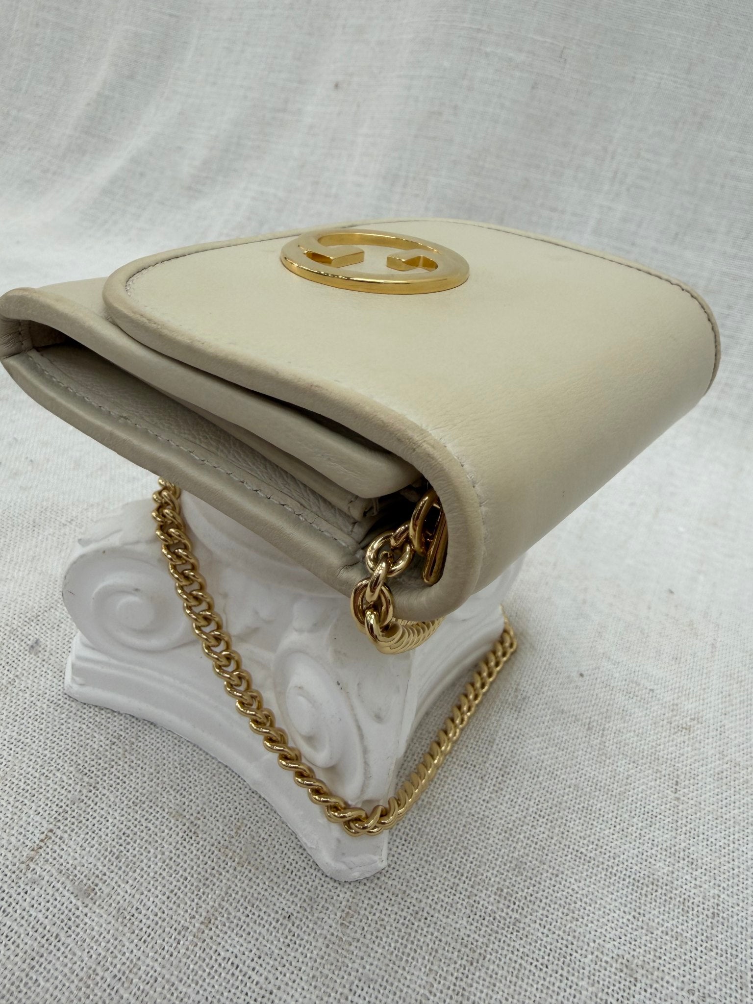 Gucci Ivory Leather Blondie Chain Shoulder Bag