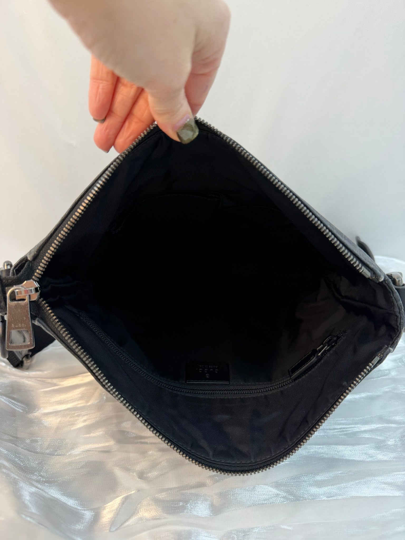 Gucci Black GG Coated Canvas Messenger Bag