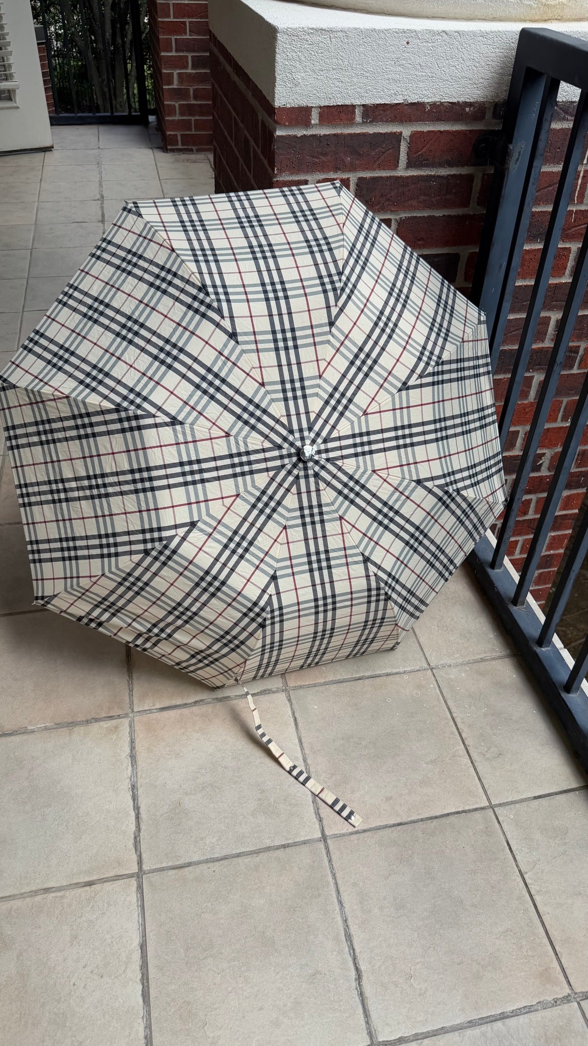 BRAND NEW- Burberry Tan Nova Check  Umbrella