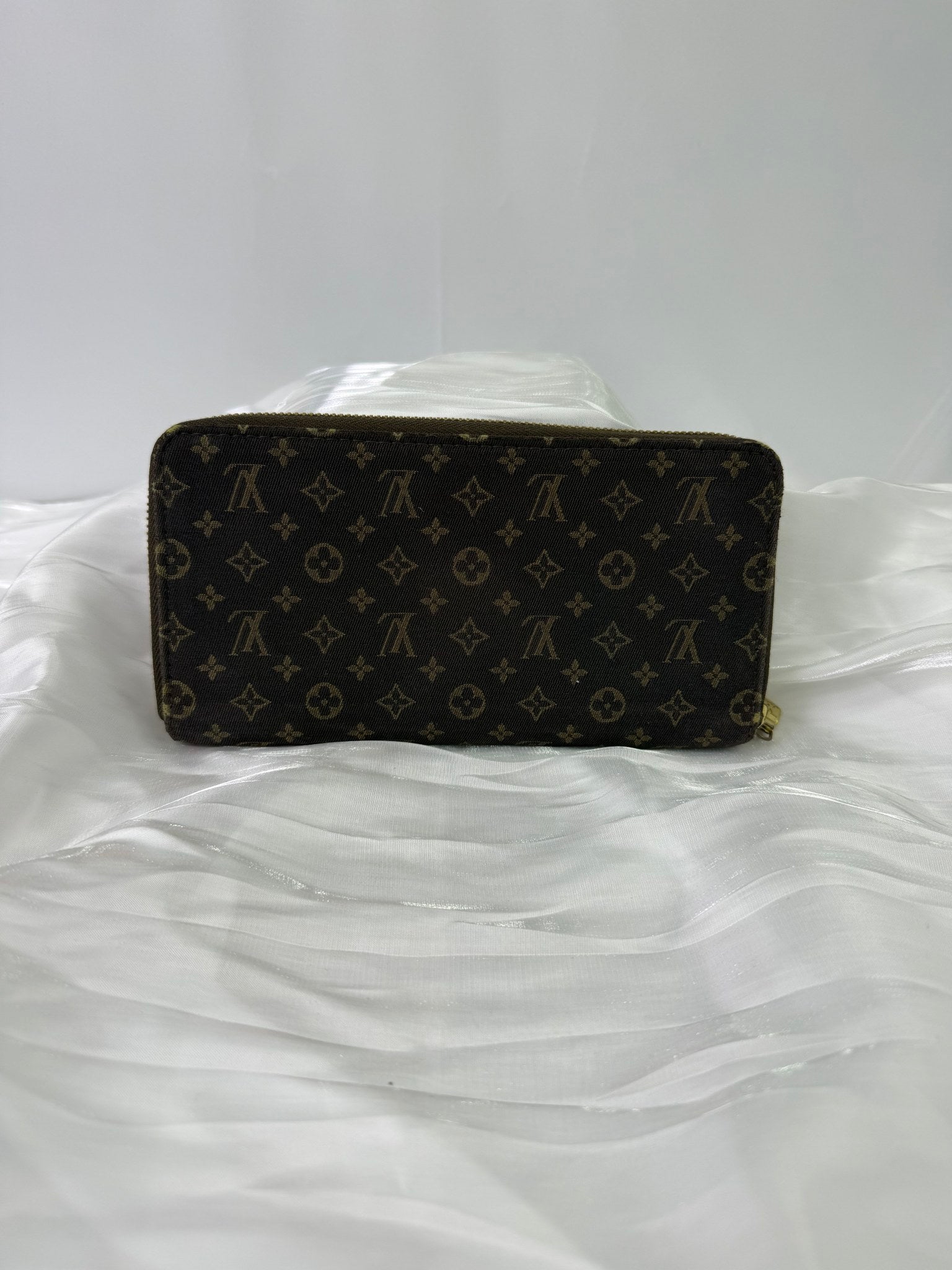 Louis Vuitton Brown Canvas Mini Lin zippy wallet