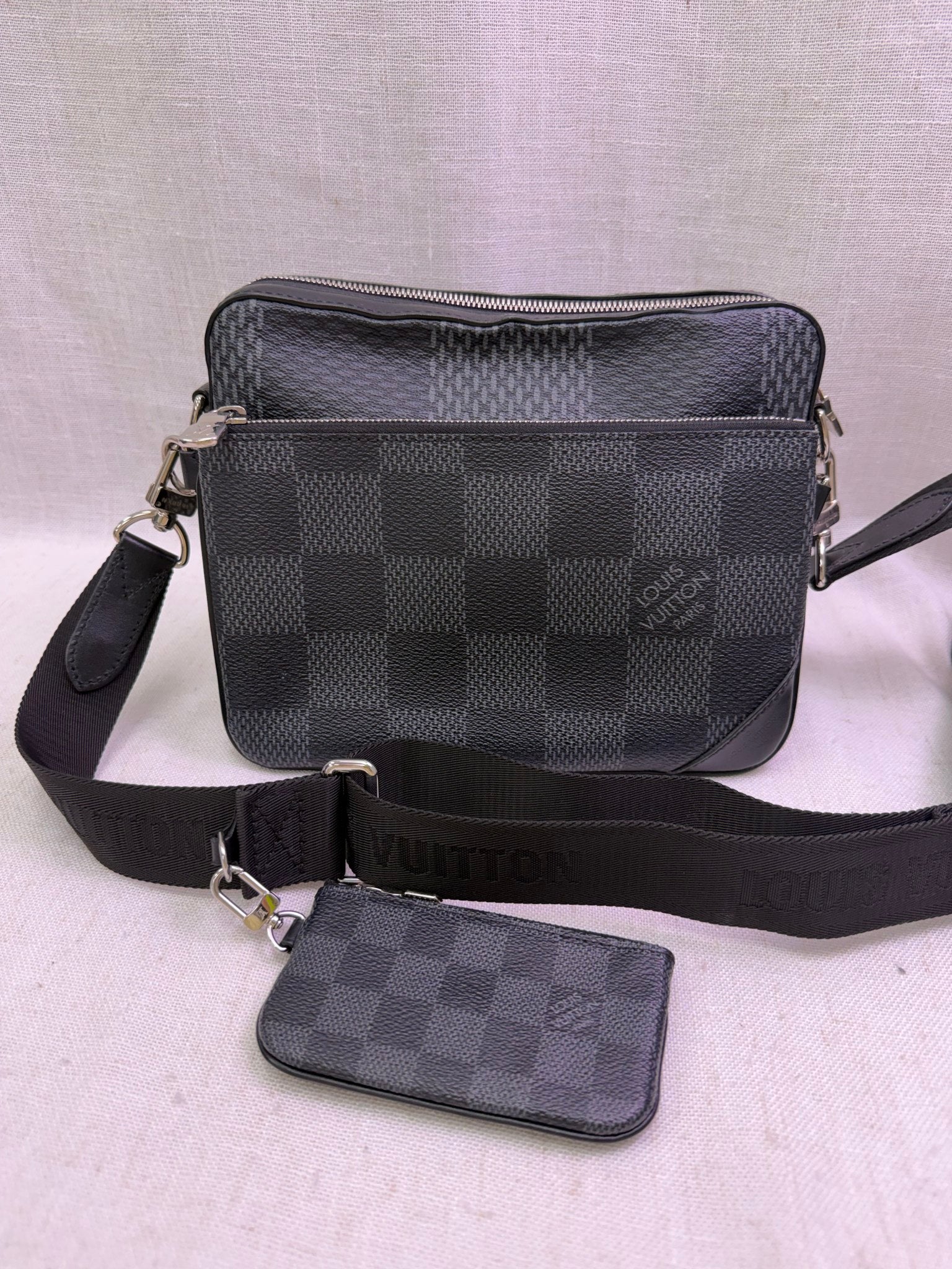 Louis Vuitton Damier Graphite Trio Messenger Bag