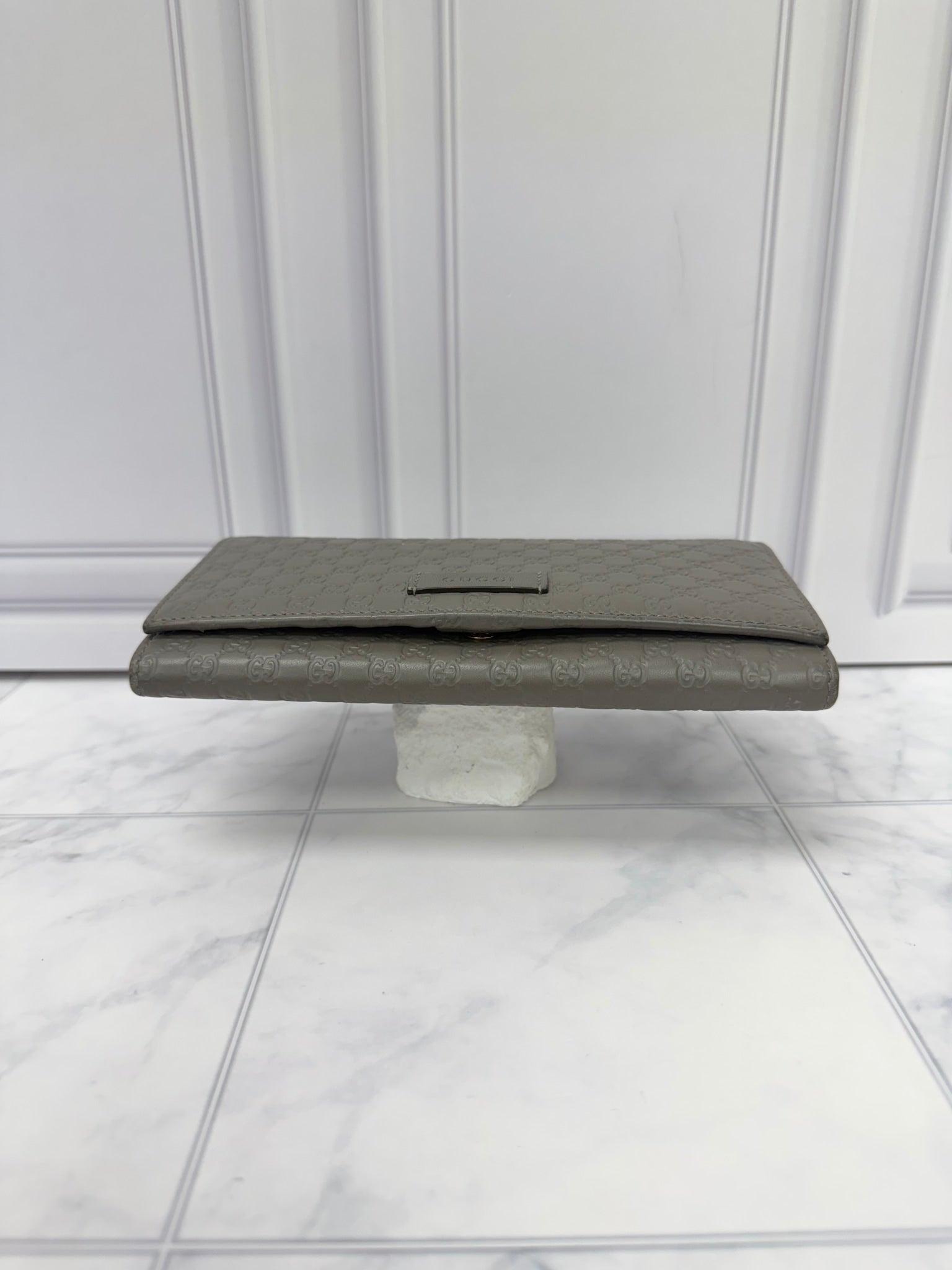 Gucci Grey Microguccissima Leather Long Wallet 