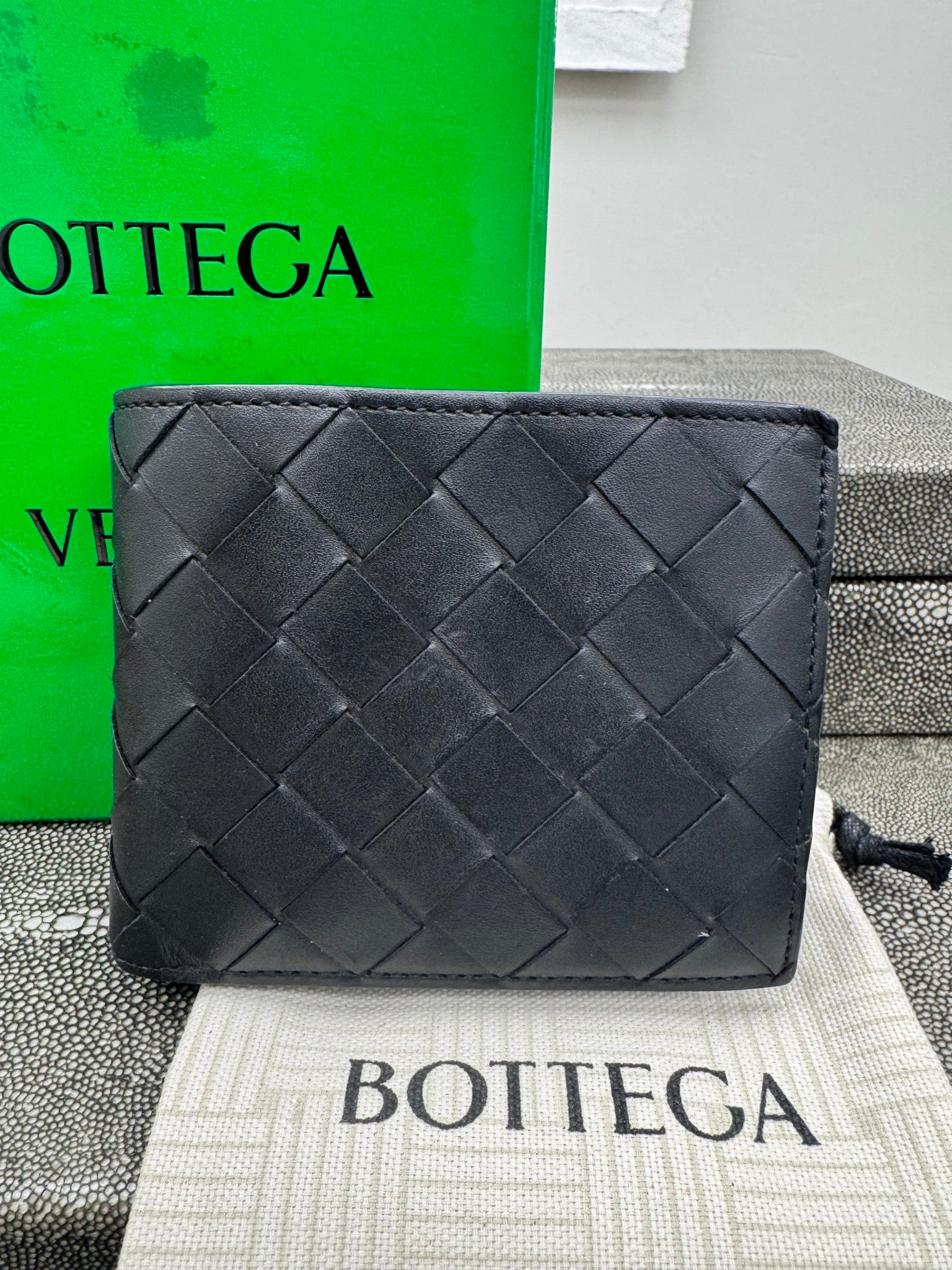 Bottega Veneta Black Intrecciato Leather Compact Wallet 