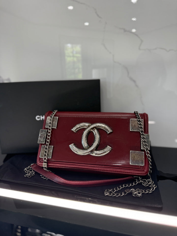 Chanel Burgundy Plexiglass & Lambskin Boy Brick Bag