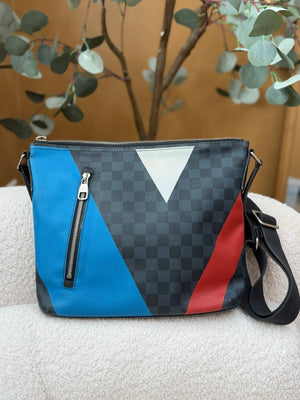 Descriptive image text