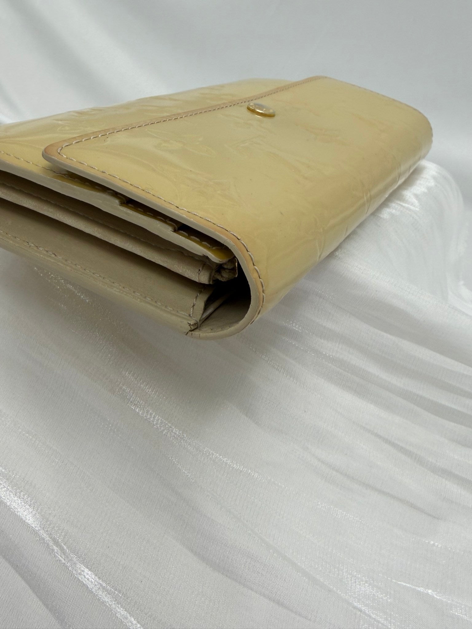 Louis Vuitton Yellow Vernis Sarah Wallet