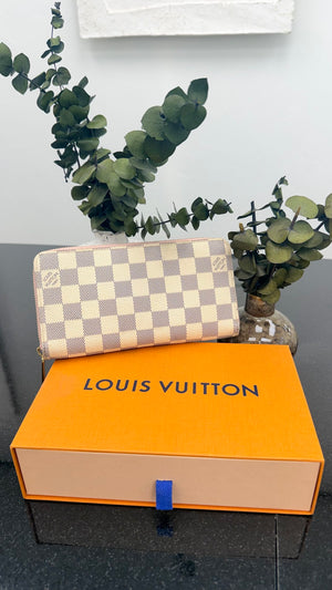 Louis Vuitton Damier Azur Rose Ballerine Zippy Wallet
