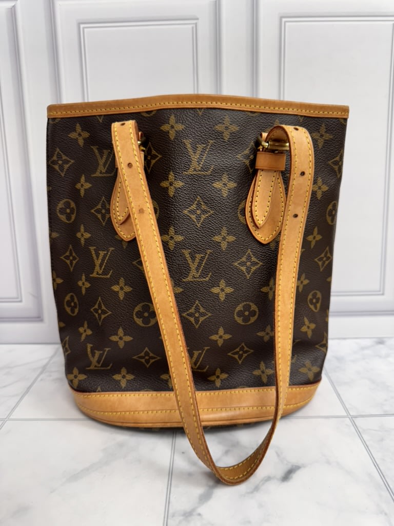 Louis Vuitton Monogram Petit Bucket 23