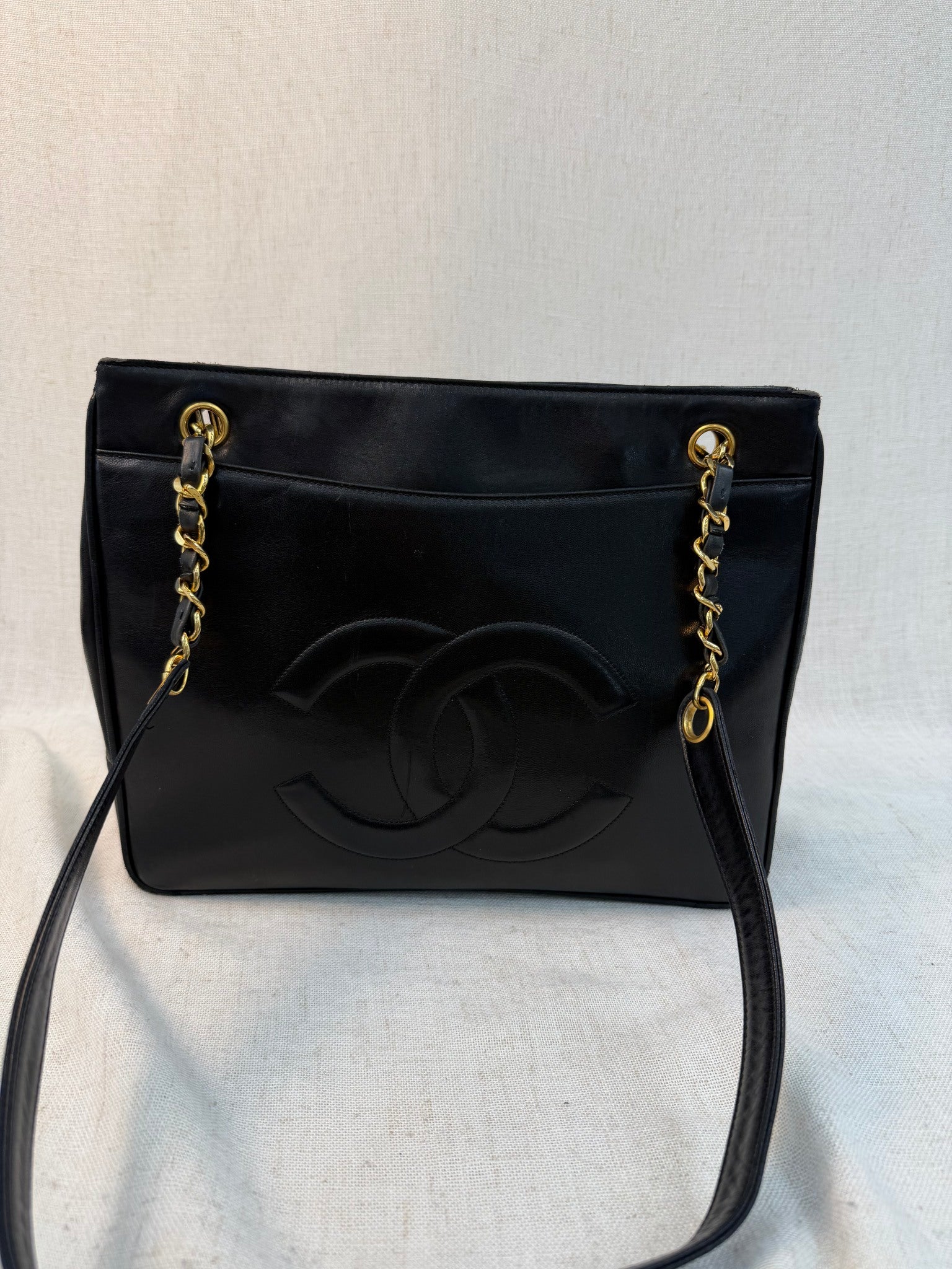 Chanel Black Lambskin Vintage CC Chain Tote Bag