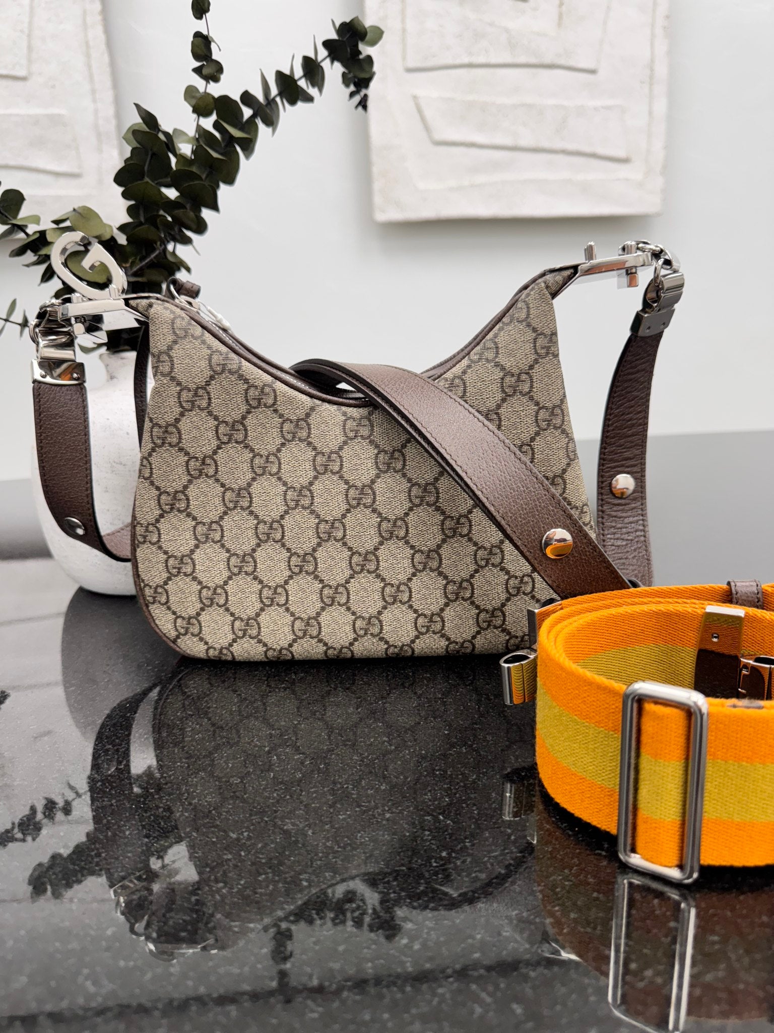 LIKE NEW - Gucci GG Supreme Attache Crossbody Bag