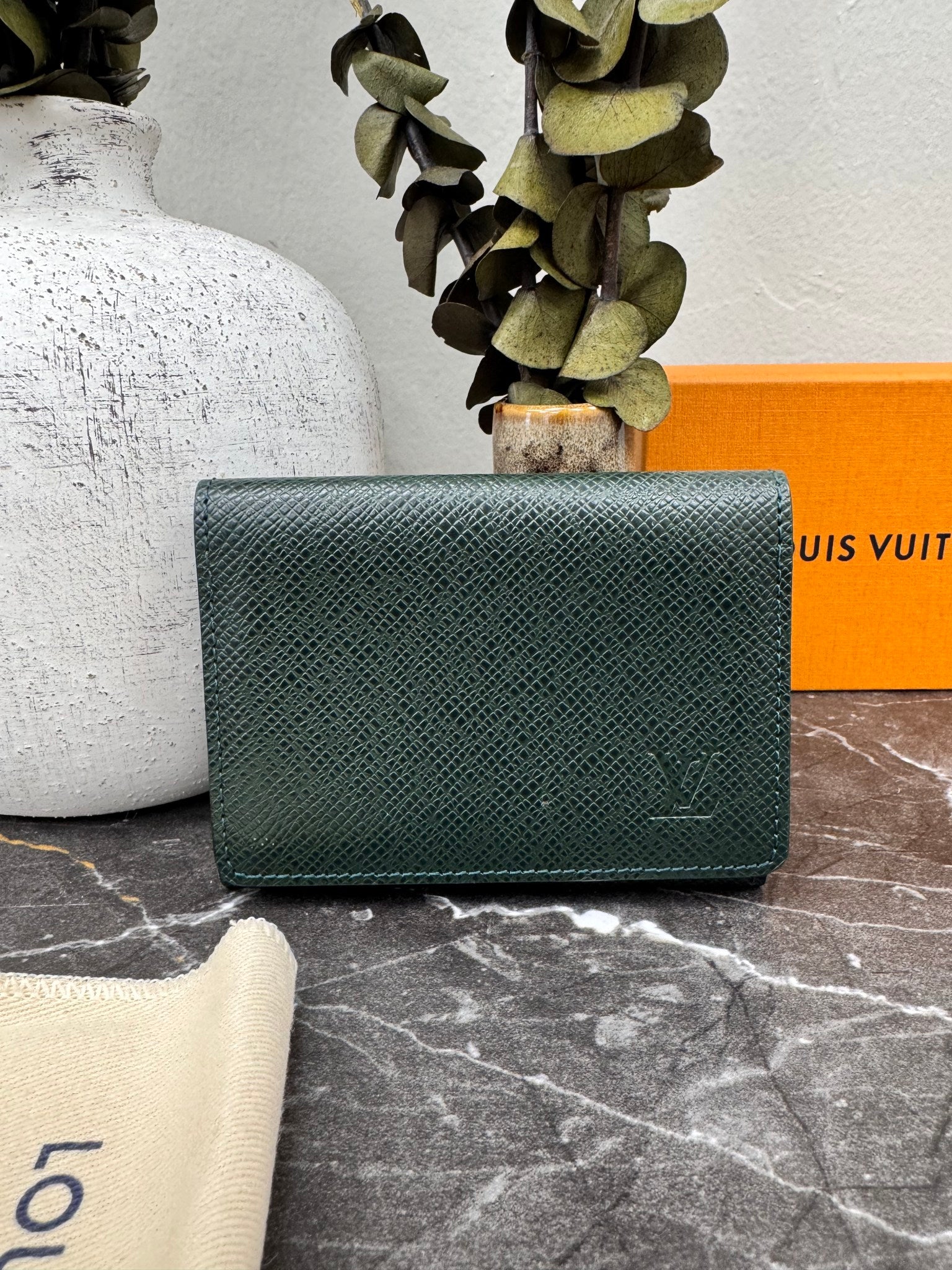 Louis Vuitton Green Taiga Leather Card Holder
