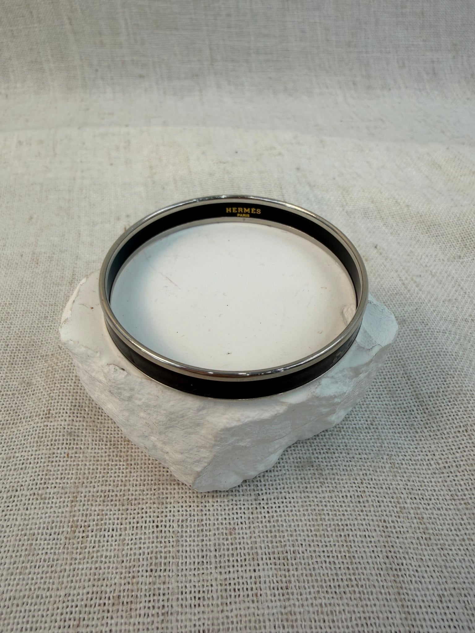 Hermes Black Enamel Caleche Bangle