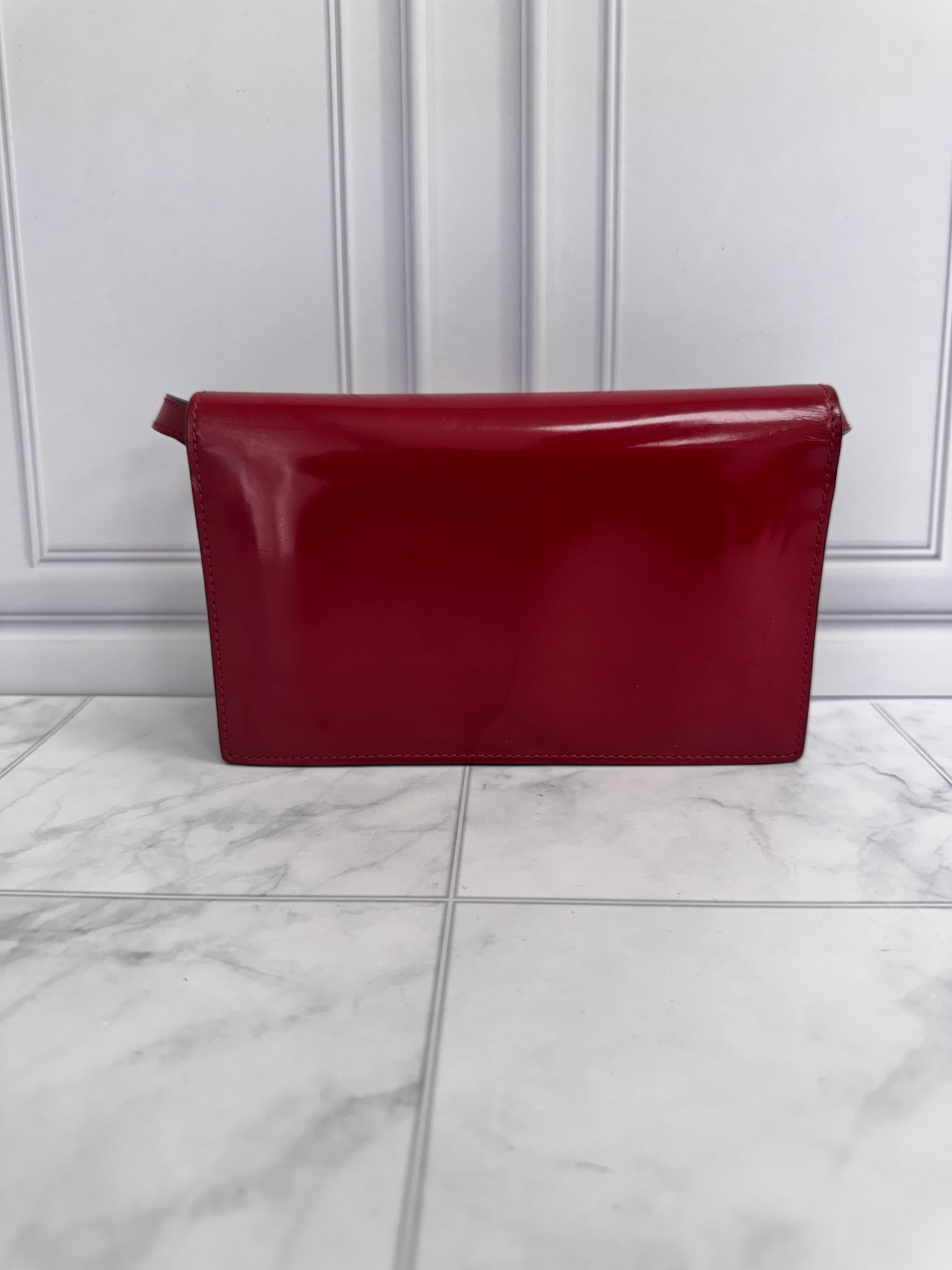 Gucci Red Patent Leather Interlocking G Wallet on Chain