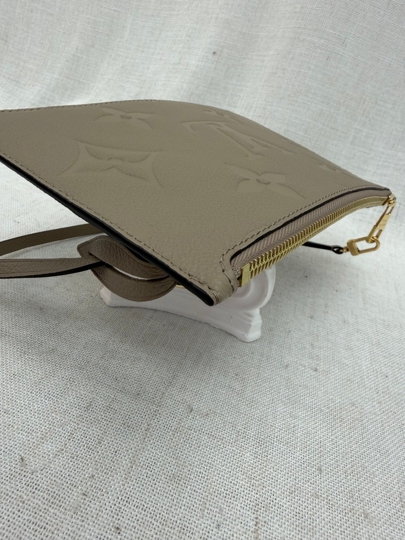 Louis Vuitton Turtledove Empreinte  Neverfull Pouch