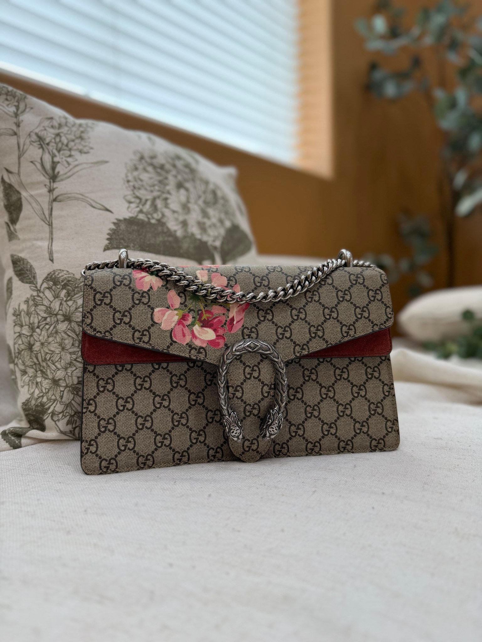 Gucci Monogram Bloom Dionysus Medium Handbag