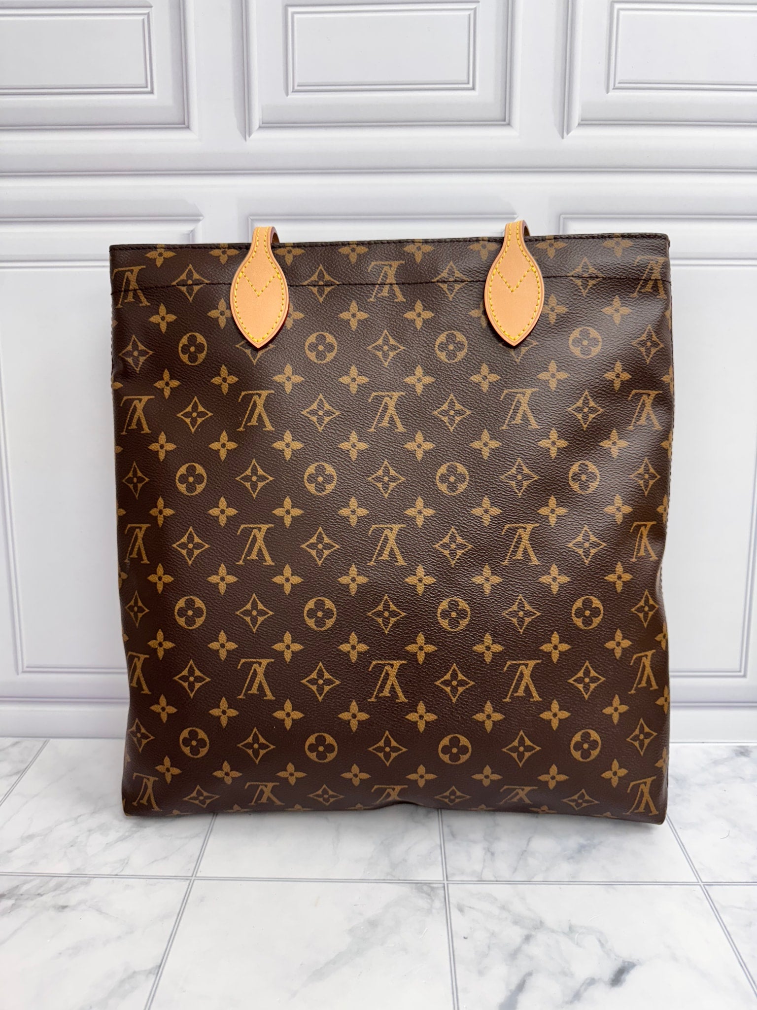 LIKE NEW - Louis Vuitton Monogram Carry It Tote Bag