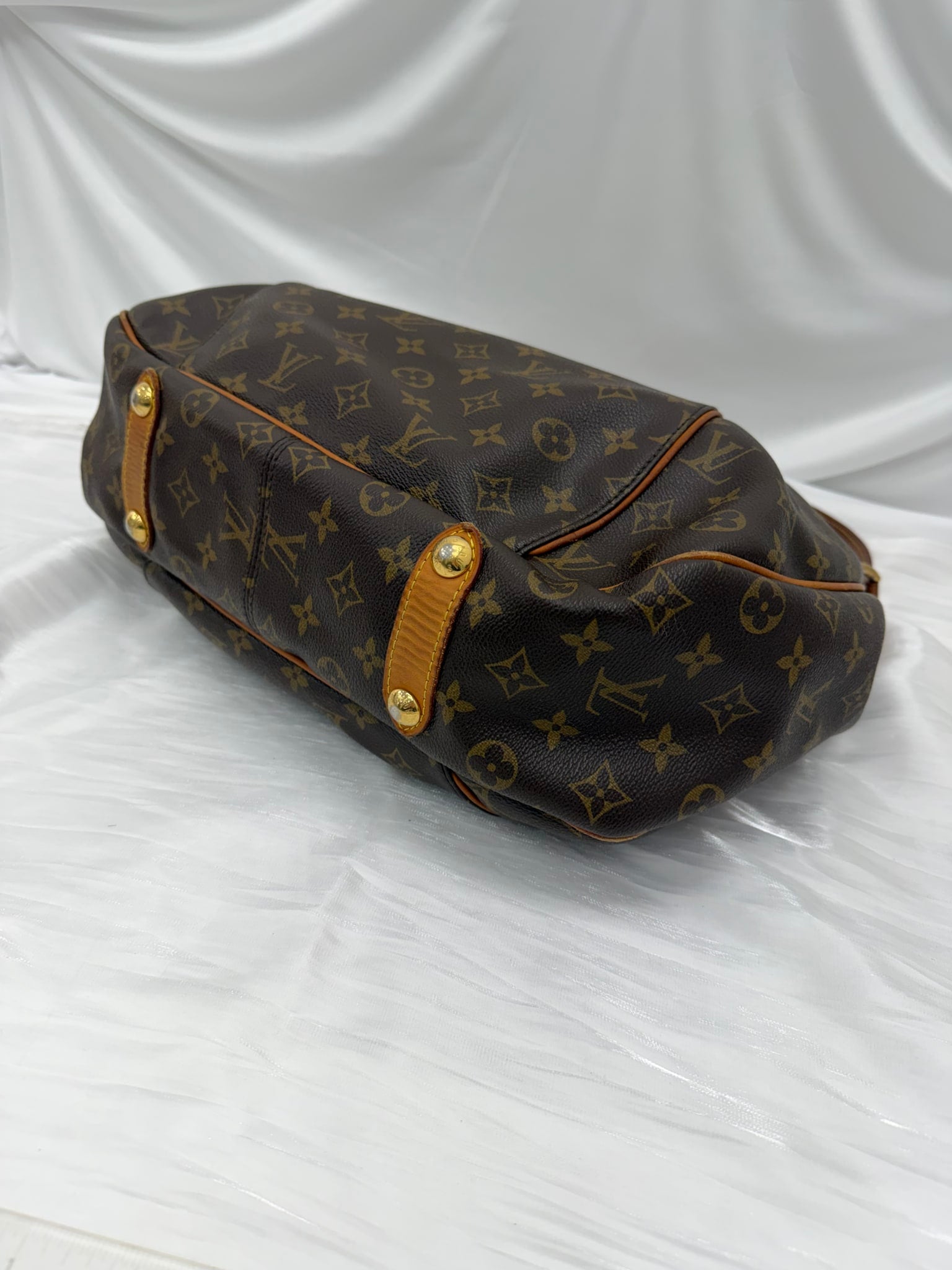 Louis Vuitton Monogram Galliera Bag