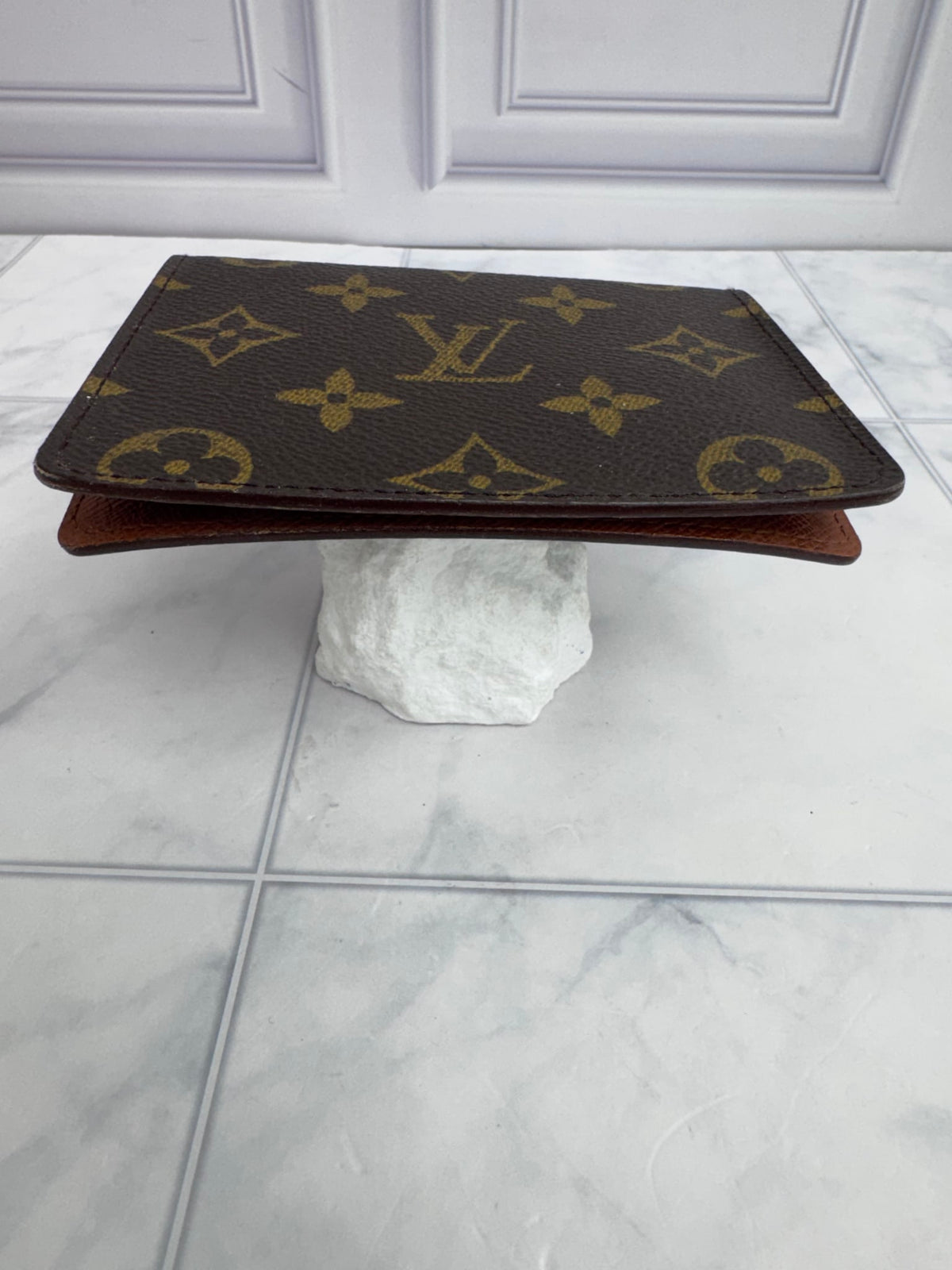 Louis Vuitton Monogram Porte 2 Cartes Vertical Card Holder