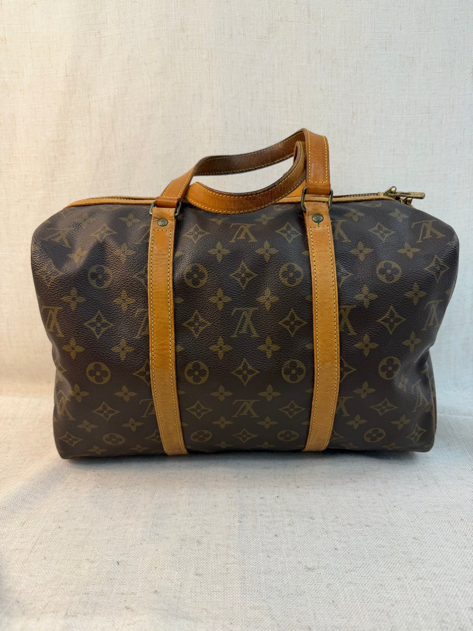 Louis Vuitton Monogram Sac Souple 35 Bag