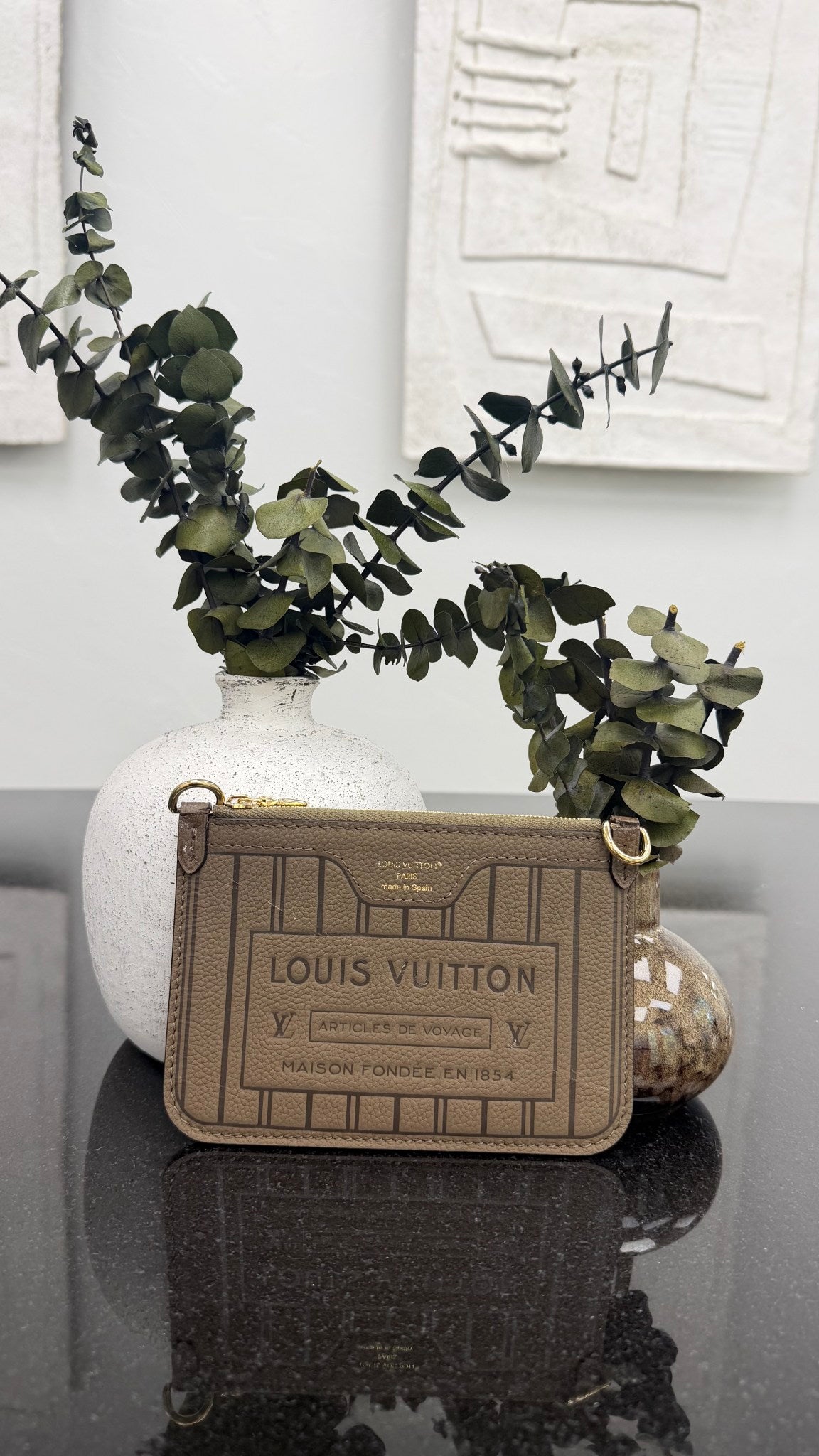 BRAND NEW - Louis Vuitton Tan Grained Calfskin Leather Neverfull Inside Out BB Pochette