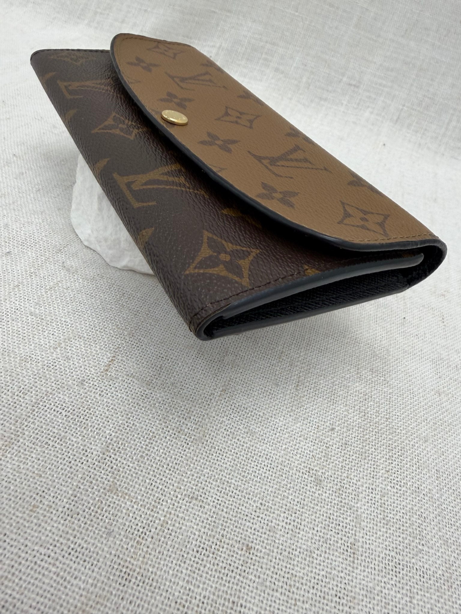 Louis Vuitton Reverse Monogram Emilie Wallet