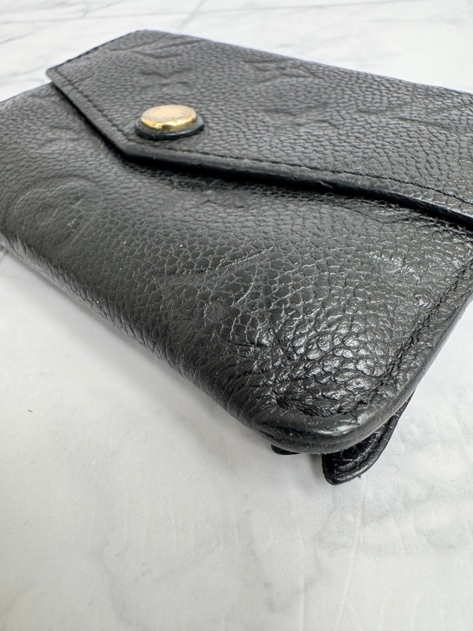 Louis Vuitton Black Empriente Monogram Grained Leather Key Cles