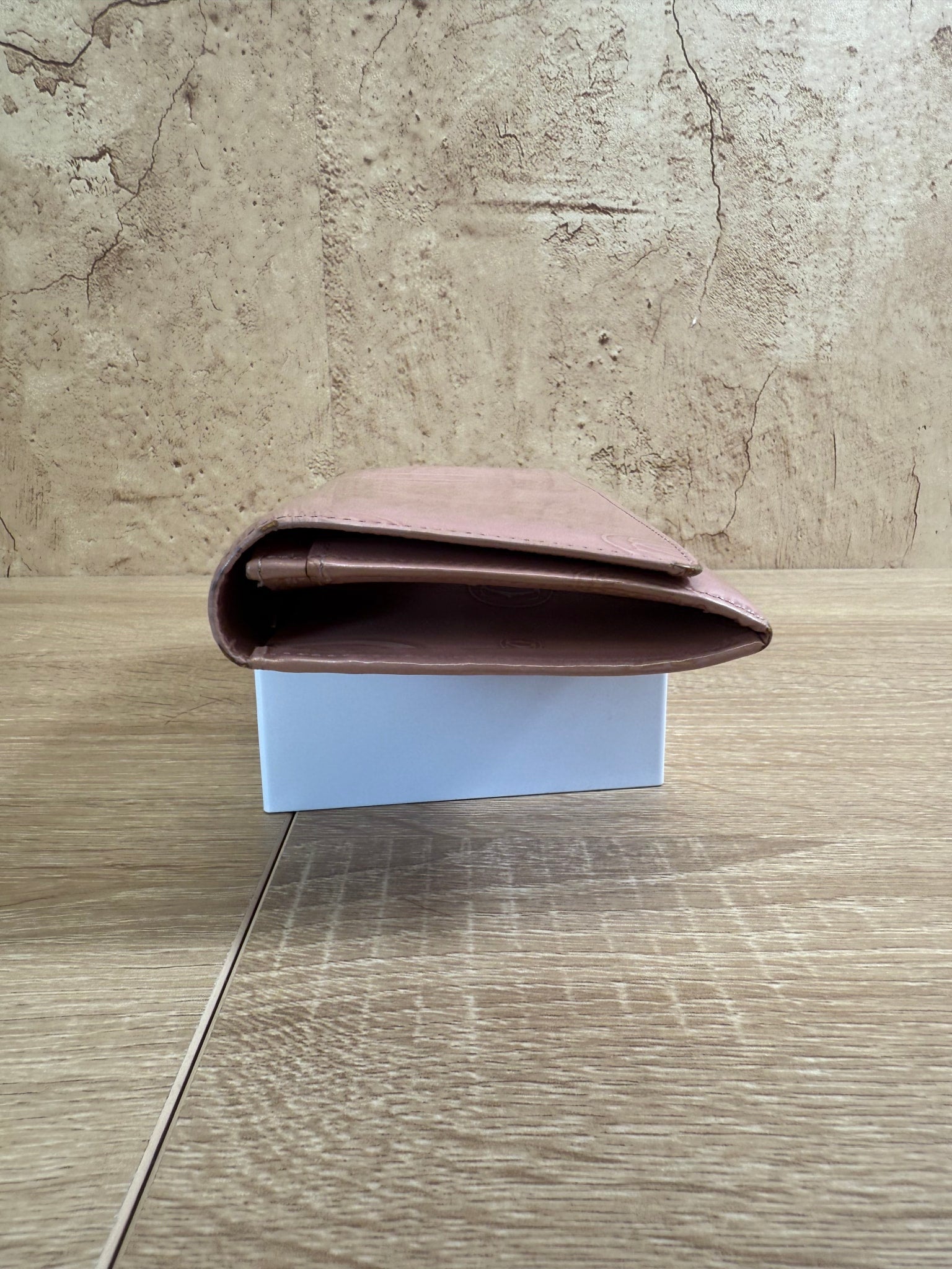 https://res.cloudinary.com/dyql5hig8/image/upload/v1757971526/nszntpcafgufwhndjxfi.jpg
