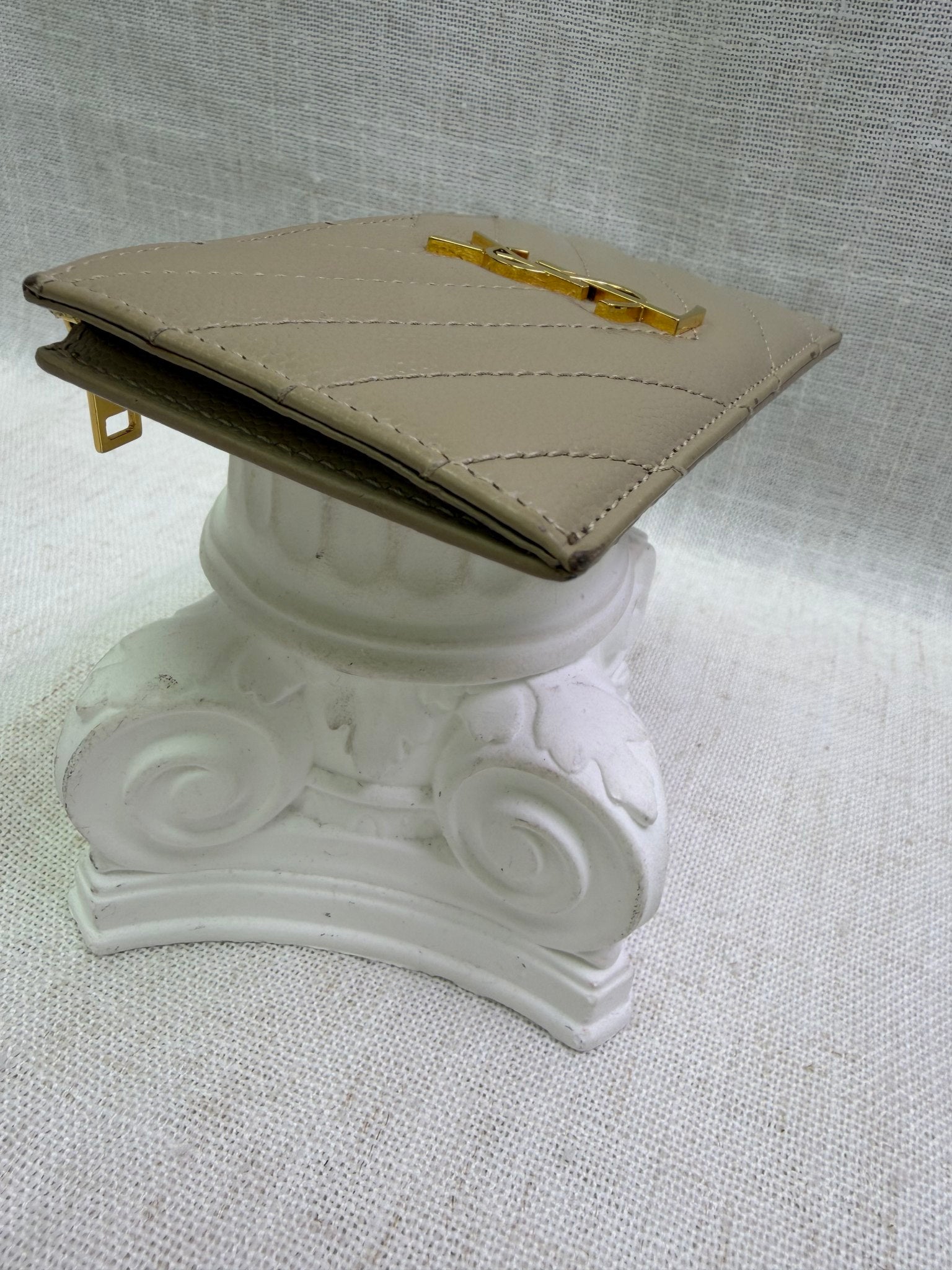 Saint Laurent YSL Tan Pebbled Leather Zippy Card Case