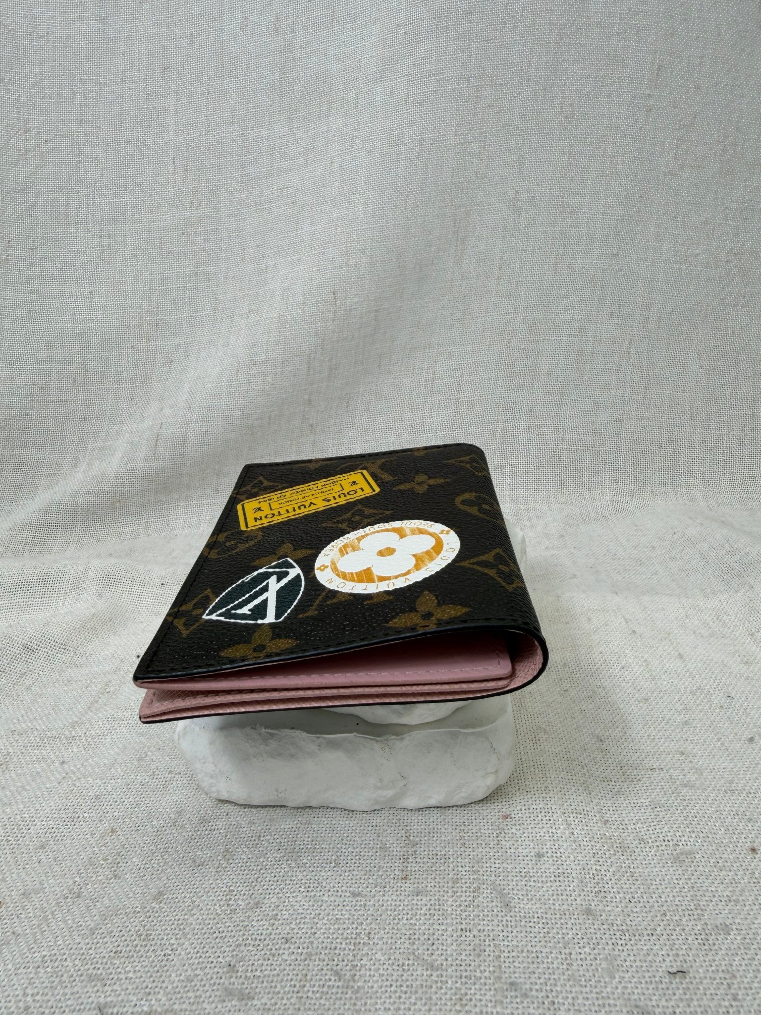 BRAND NEW - Louis Vuitton Monogram  My World Tour Passport Cover 