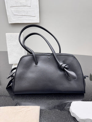 LIKE NEW - Jacquemus Black Grained Leather Le Turismo Shoulder Bag