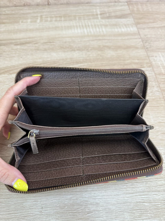 Gucci GG Supreme Courrier Embroidered UFO Zippy Long Wallet 