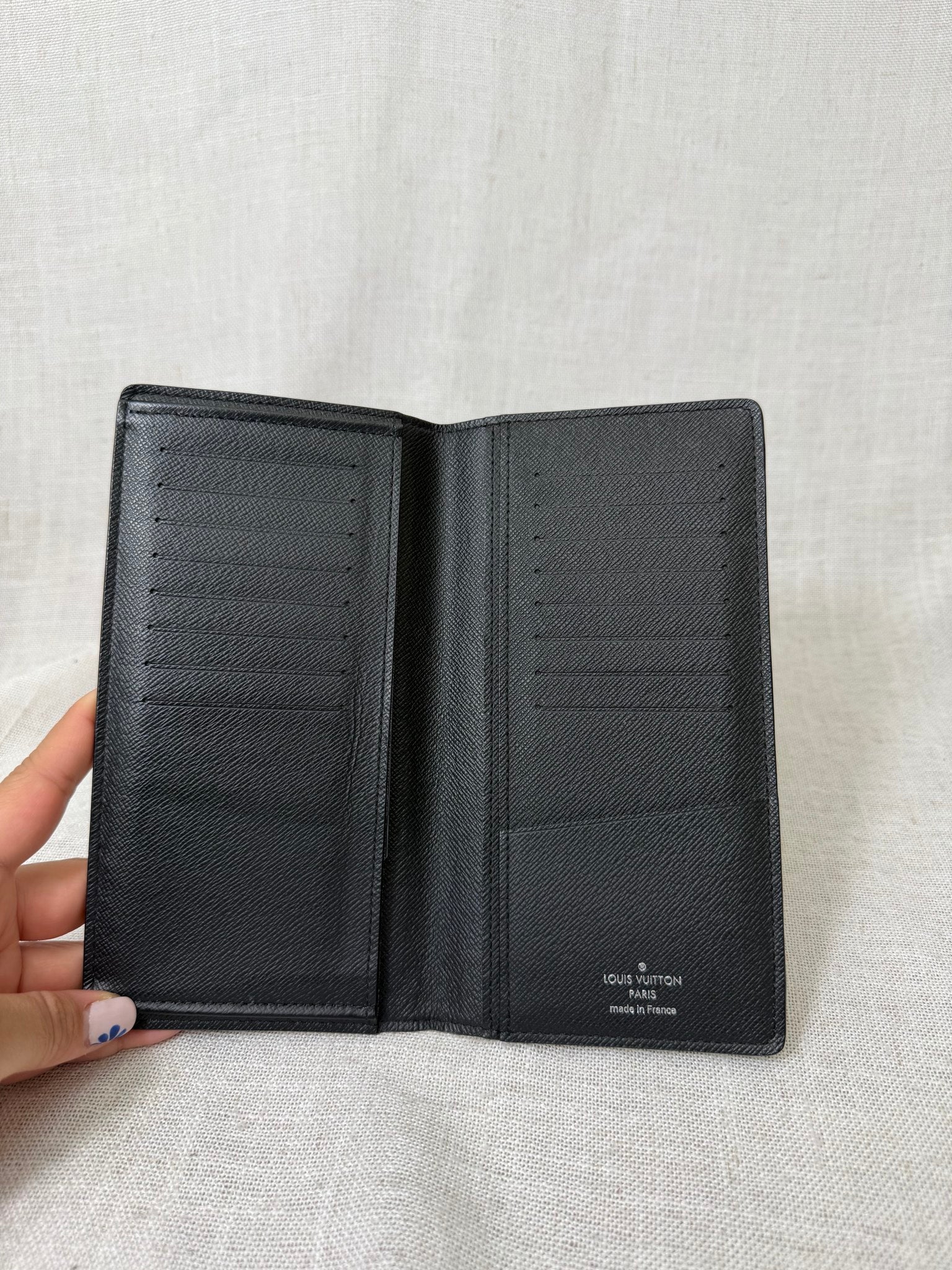 Louis Vuitton Black Taiga Leather Wallet 