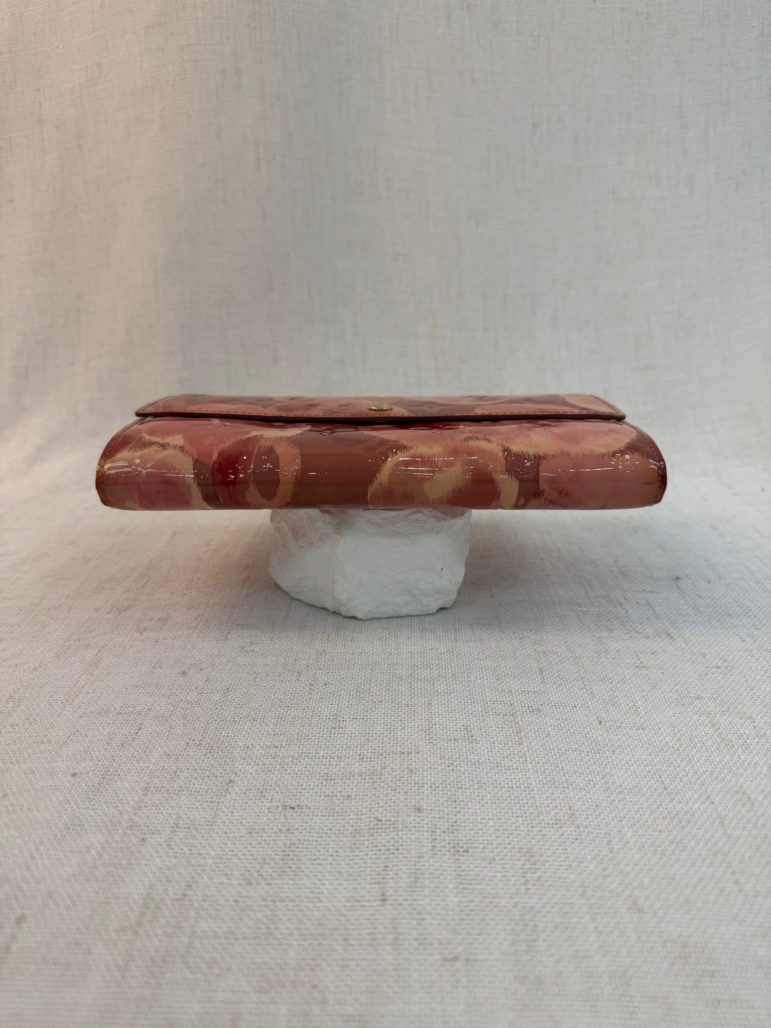 Louis Vuitton Limited Edition Rose Velours Vernis Leather Ikat Sarah Wallet