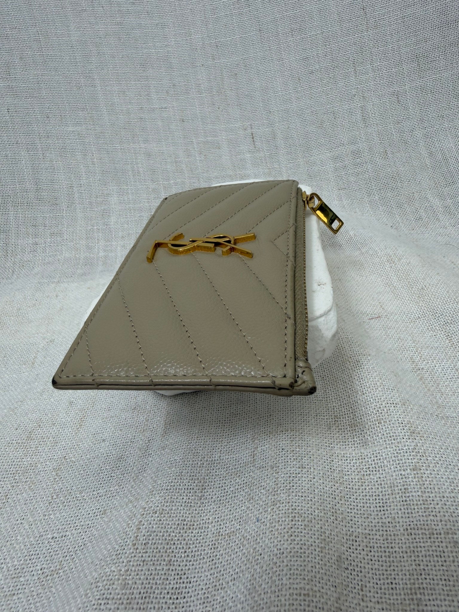 Saint Laurent YSL Beige Zippy Card Case 