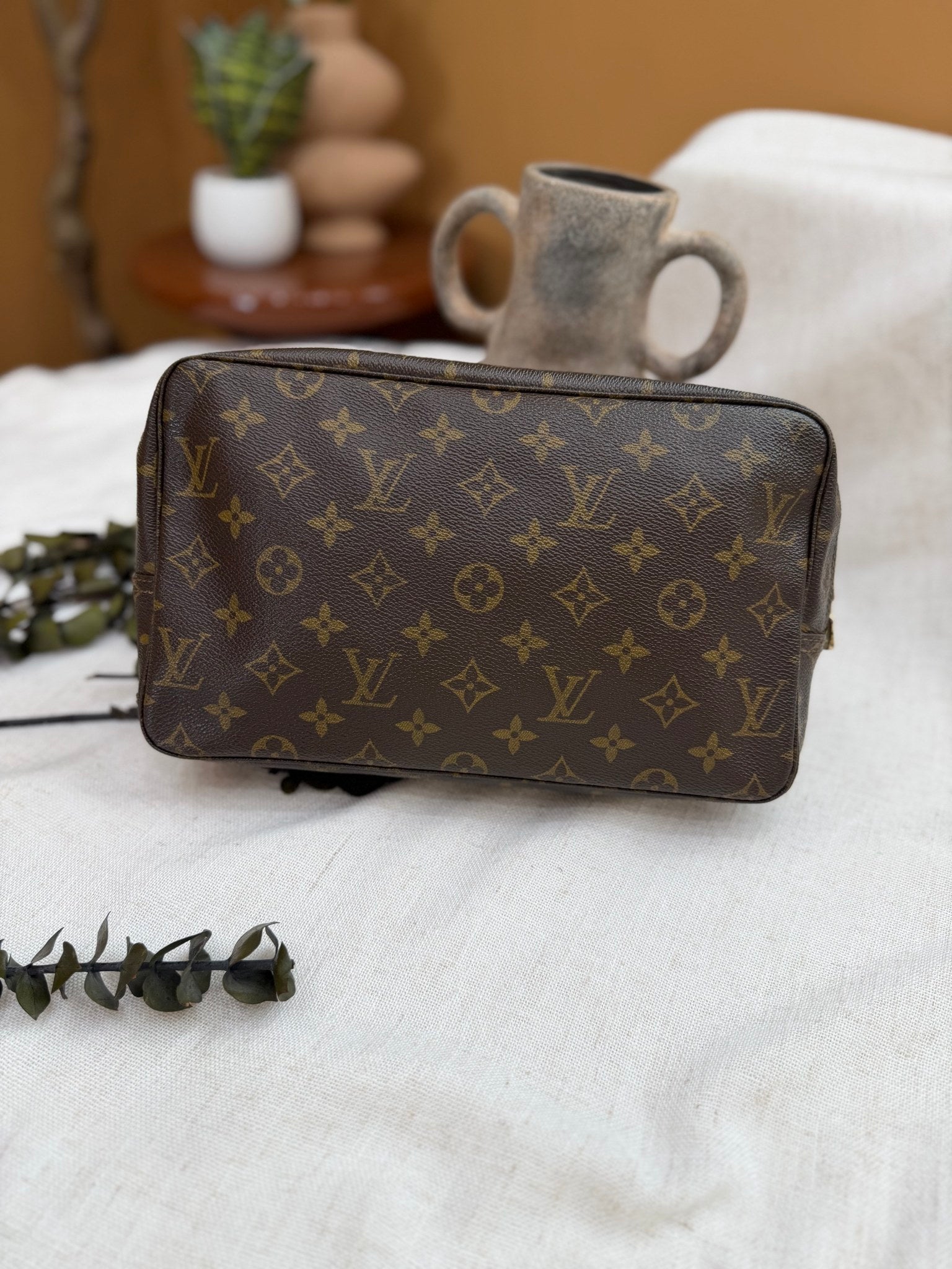 Louis Vuitton Toiletries 27
