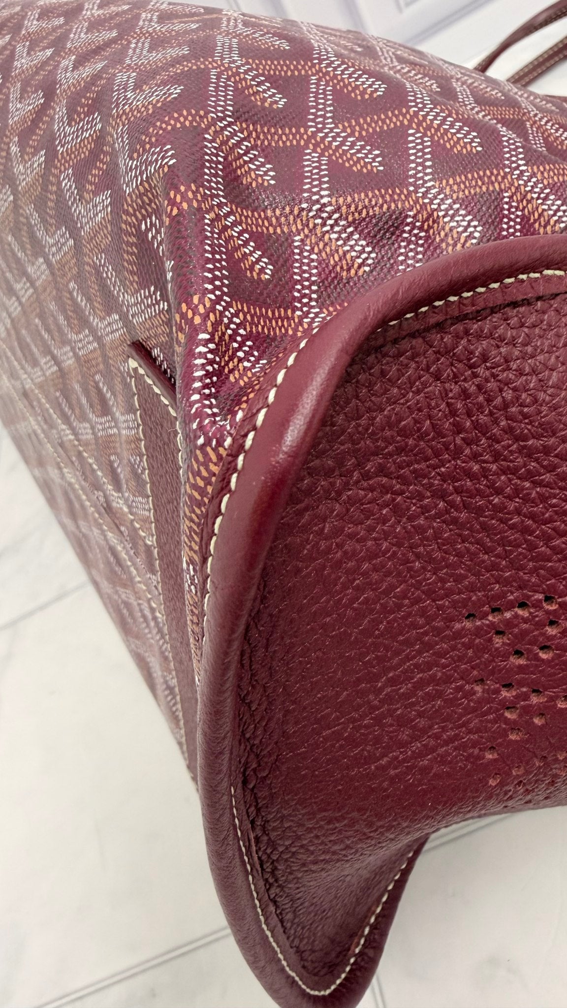 Goyard Burgundy Goyardine Canvas Sac Hardy PM Pet Carrier 